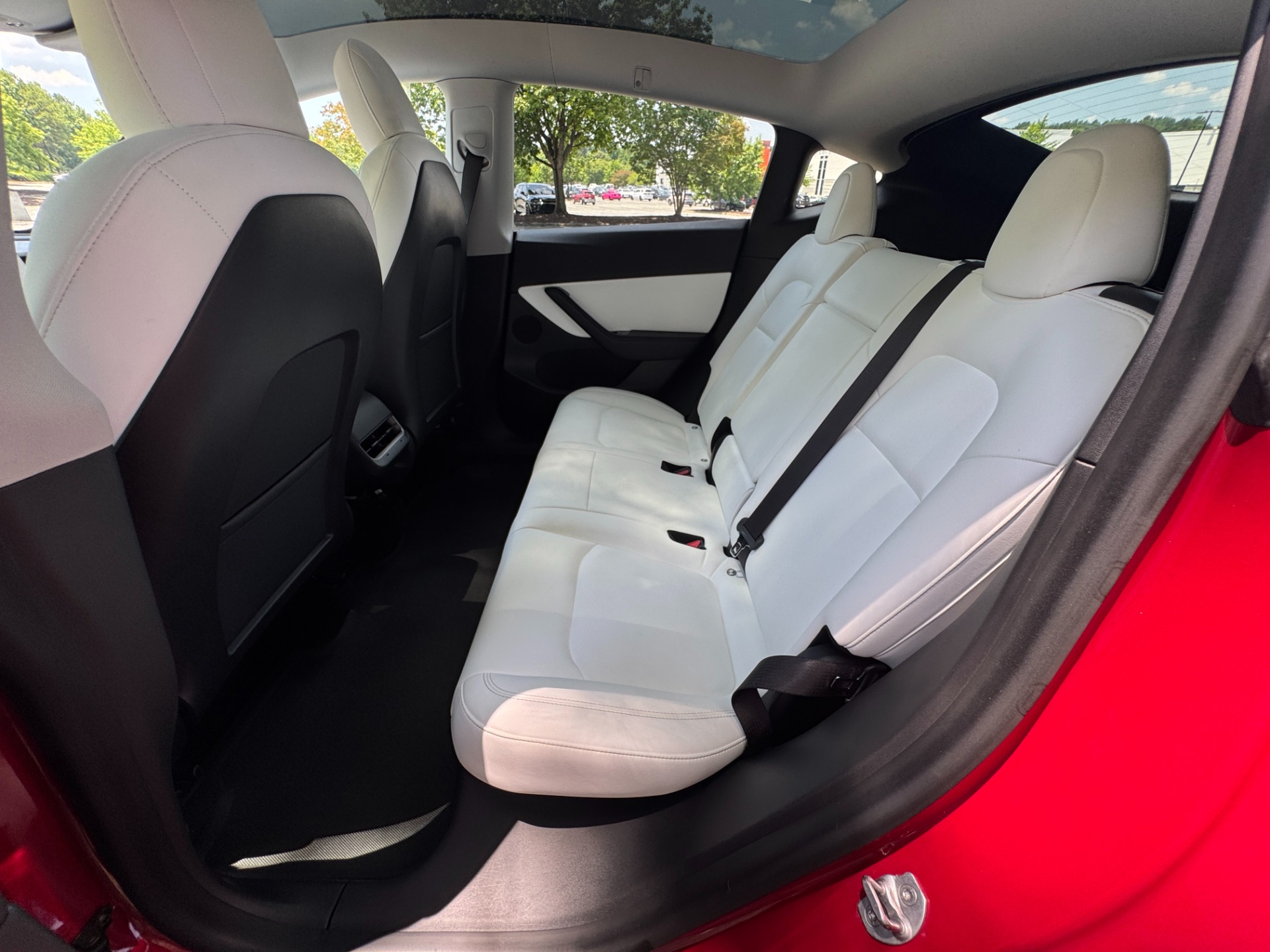 Used 2021 Tesla Model Y Long Range for sale $26,995 at Formula Imports in Charlotte NC 28227 40