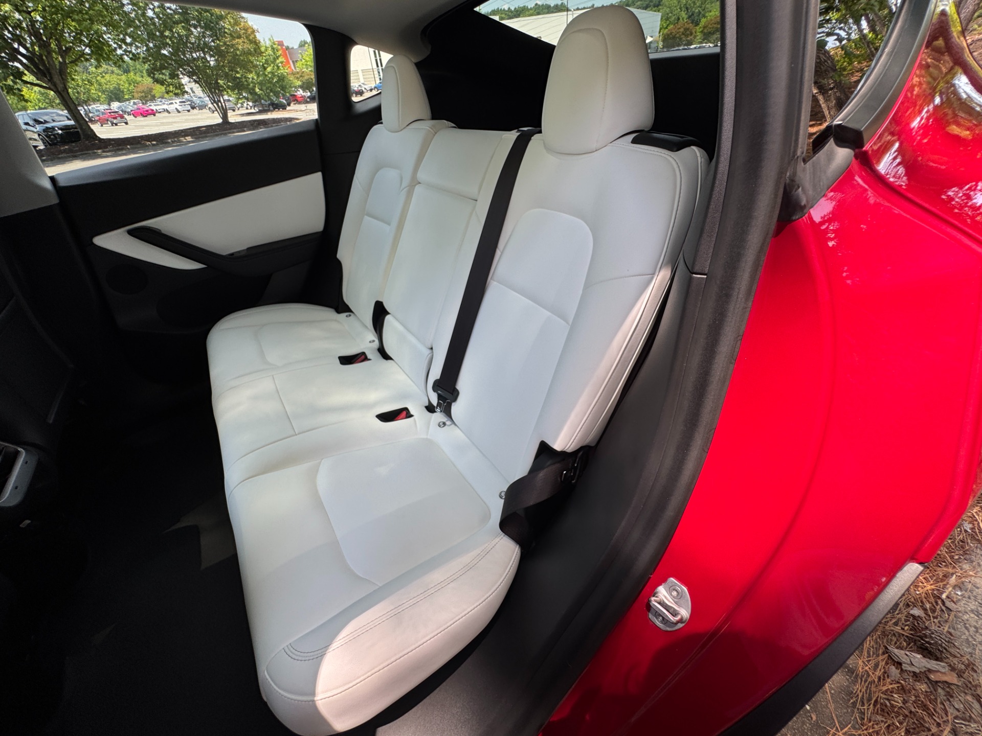 Used 2021 Tesla Model Y Long Range for sale $26,995 at Formula Imports in Charlotte NC 28227 41