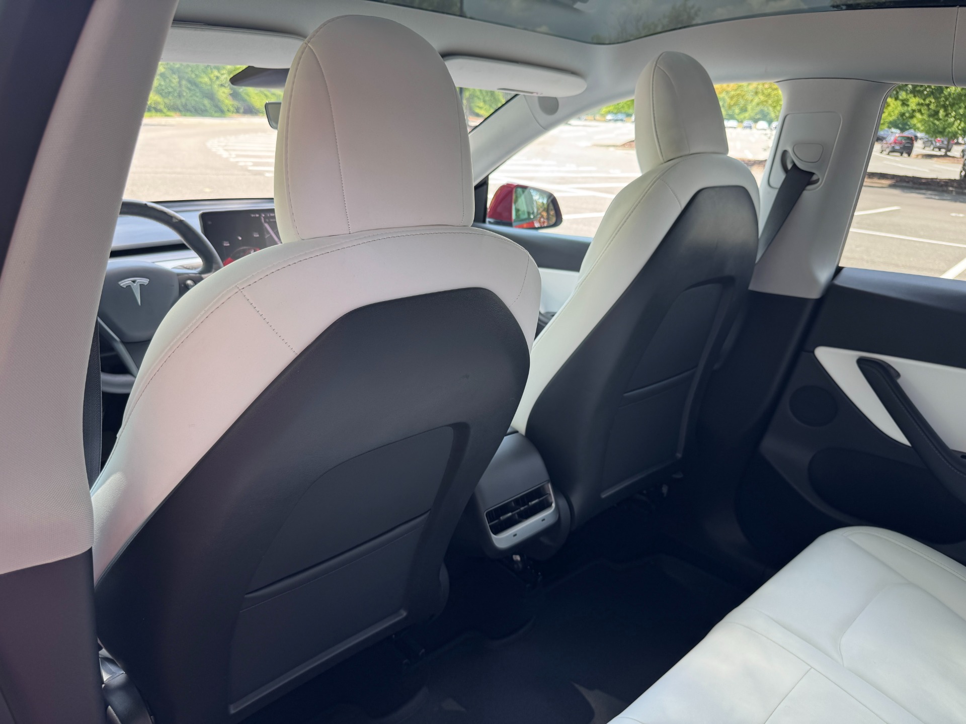 Used 2021 Tesla Model Y Long Range for sale $26,995 at Formula Imports in Charlotte NC 28227 44