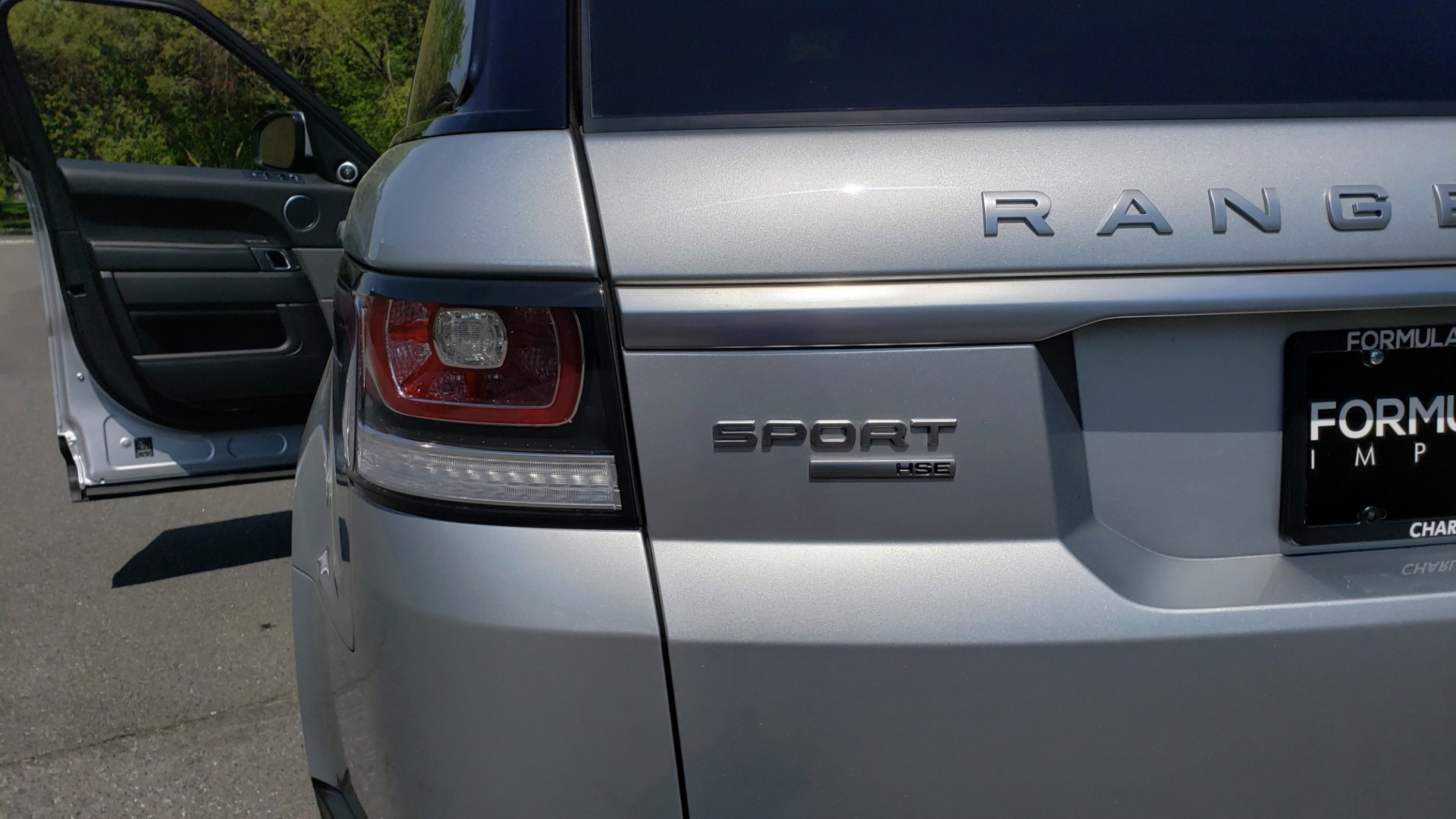 Used 2017 Land Rover RANGE ROVER SPORT HSE / SC V6 / 4X4 / NAV / PANO-ROOF / REARVIEW for sale Sold at Formula Imports in Charlotte NC 28227 28
