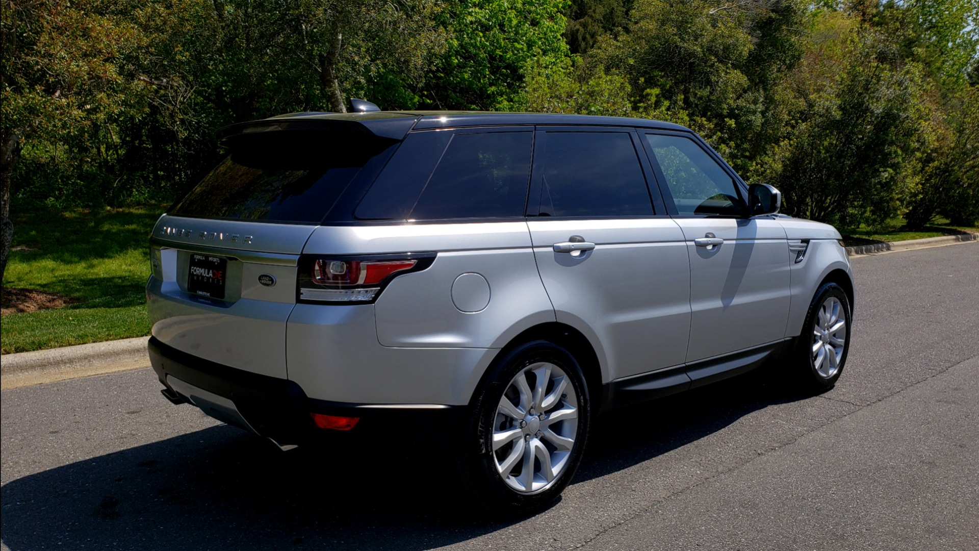 Used 2017 Land Rover RANGE ROVER SPORT HSE / SC V6 / 4X4 / NAV / PANO-ROOF / REARVIEW for sale Sold at Formula Imports in Charlotte NC 28227 6