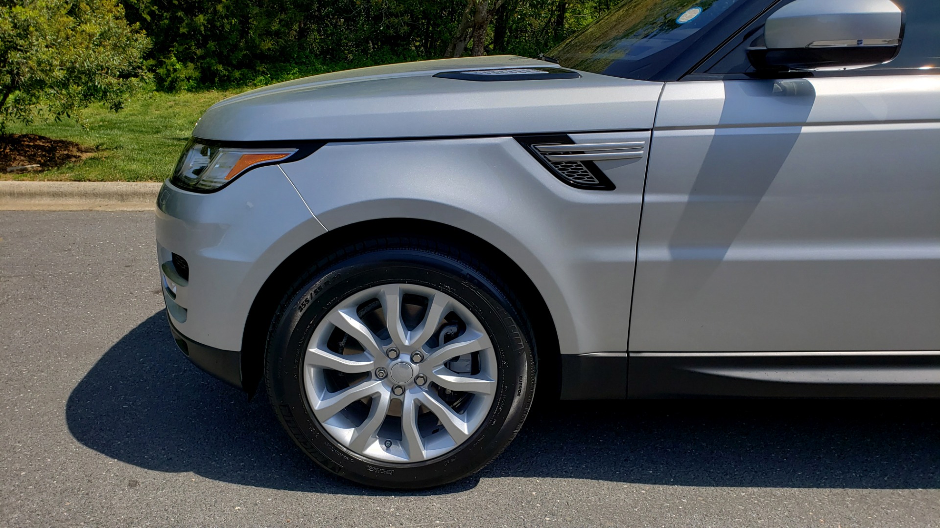 Used 2017 Land Rover RANGE ROVER SPORT HSE / SC V6 / 4X4 / NAV / PANO-ROOF / REARVIEW for sale Sold at Formula Imports in Charlotte NC 28227 82
