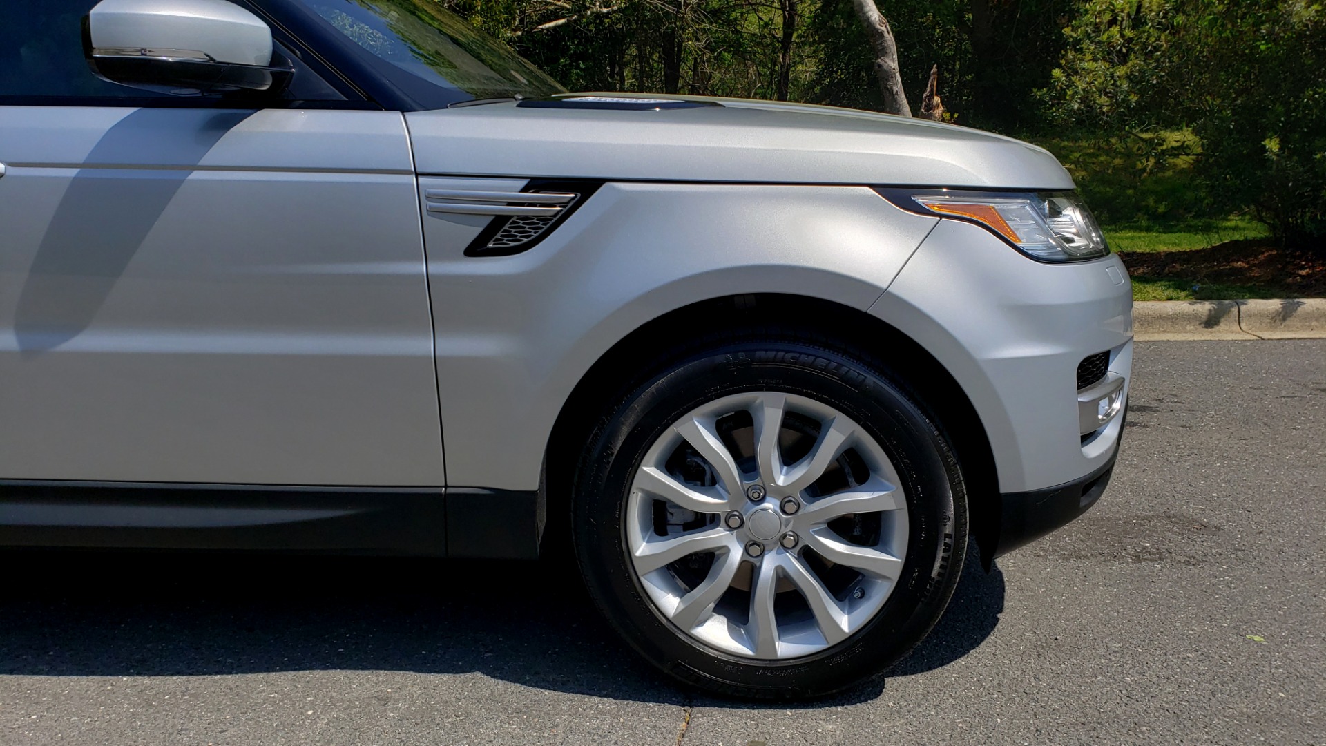 Used 2017 Land Rover RANGE ROVER SPORT HSE / SC V6 / 4X4 / NAV / PANO-ROOF / REARVIEW for sale Sold at Formula Imports in Charlotte NC 28227 85