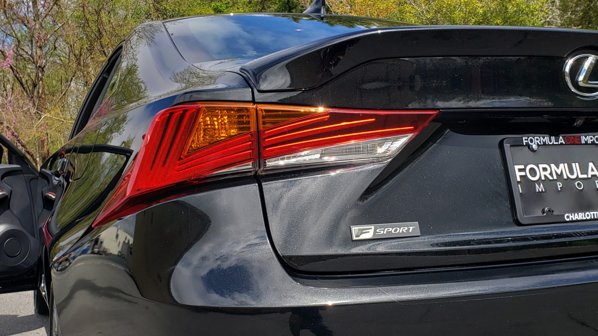 Used 2017 Lexus IS 300 F SPORT AWD / NAV / SUNROOF / REARVIEW / VENT SEATS / BSM for sale Sold at Formula Imports in Charlotte NC 28227 23