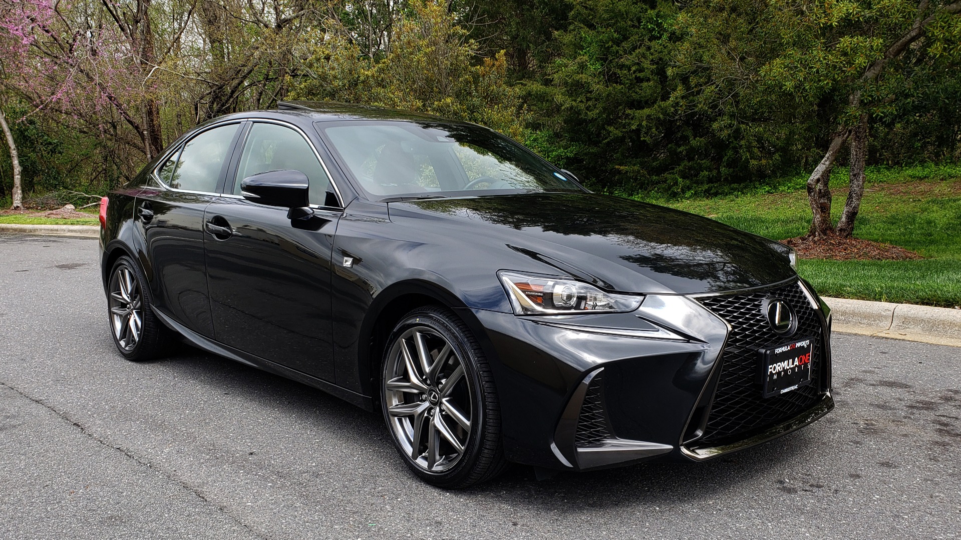 Used 2017 Lexus IS 300 F SPORT AWD / NAV / SUNROOF / REARVIEW / VENT SEATS / BSM for sale Sold at Formula Imports in Charlotte NC 28227 4