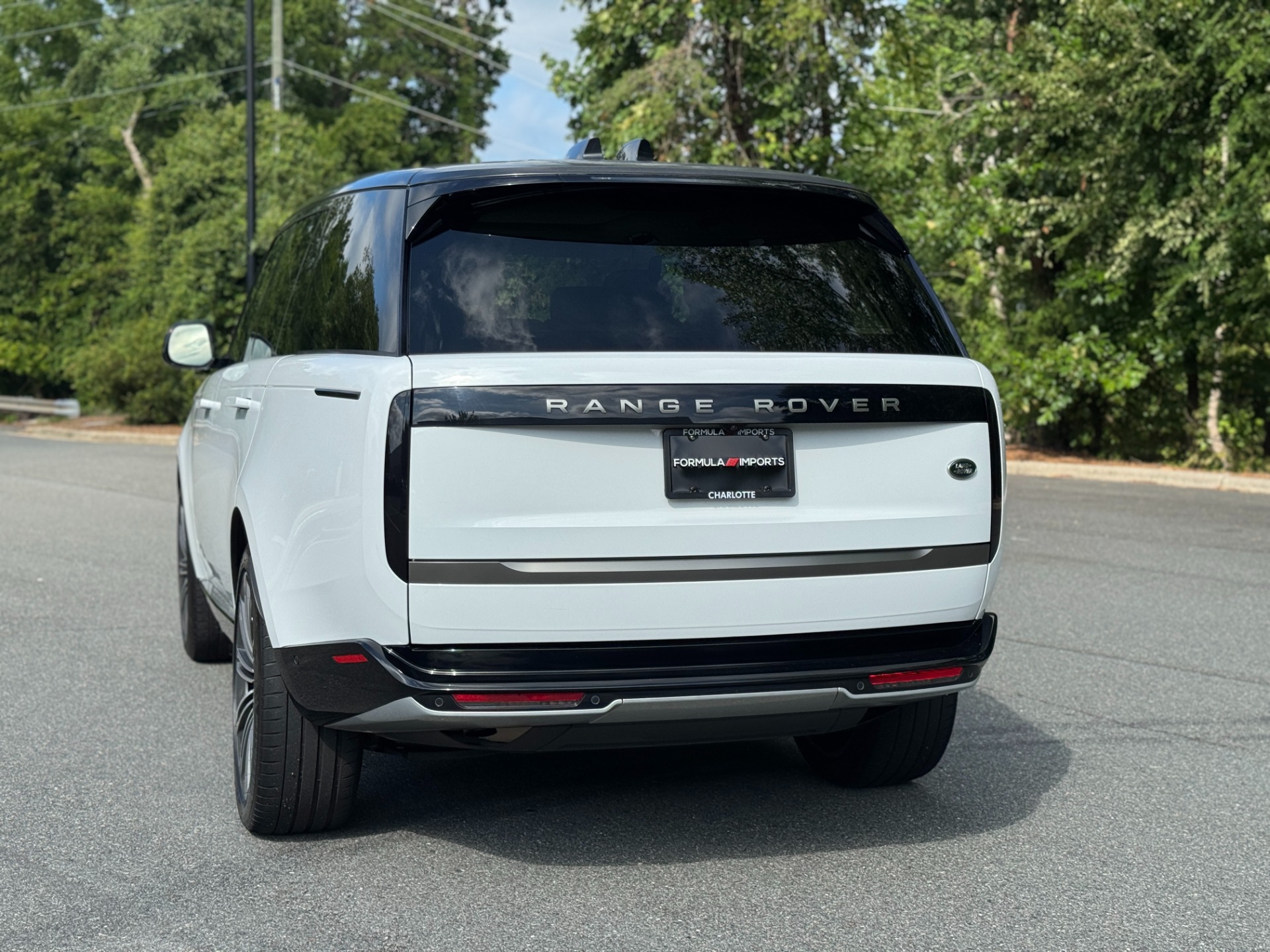 Used 2023 Land Rover Range Rover SE P400 20-WAY SEATING / HANDOVER PACK ...