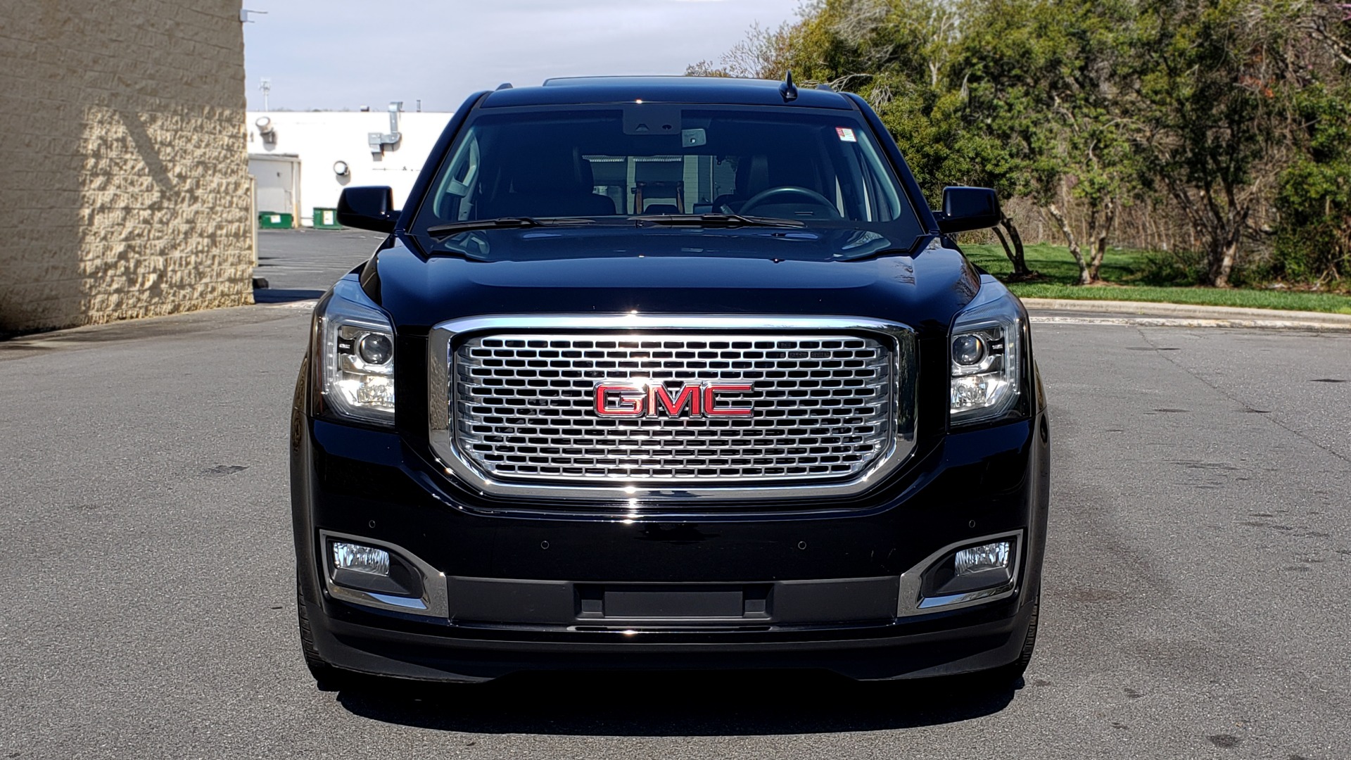 Used 2016 GMC YUKON DENALI 4WD / OPEN ROAD / NAV / ENTERTAINMENT / 3-ROW for sale Sold at Formula Imports in Charlotte NC 28227 18