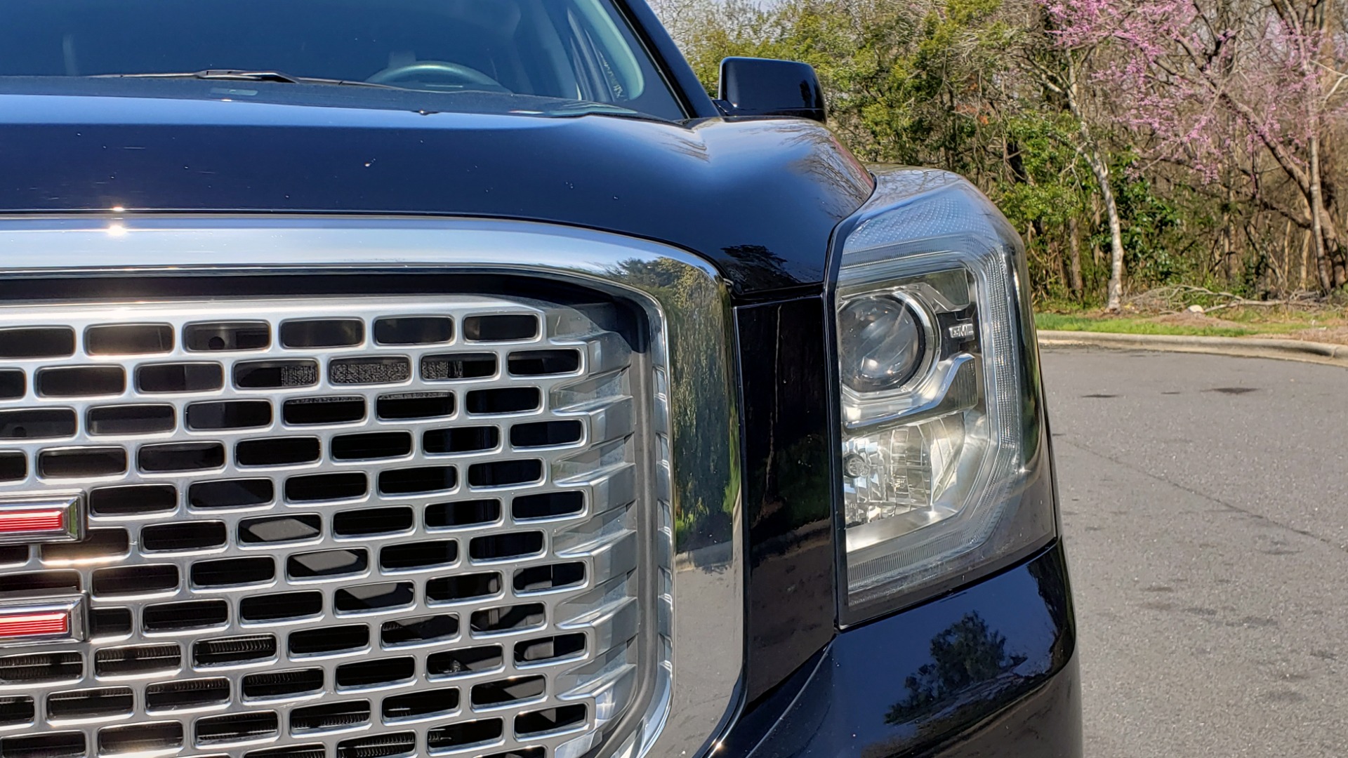 Used 2016 GMC YUKON DENALI 4WD / OPEN ROAD / NAV / ENTERTAINMENT / 3-ROW for sale Sold at Formula Imports in Charlotte NC 28227 20