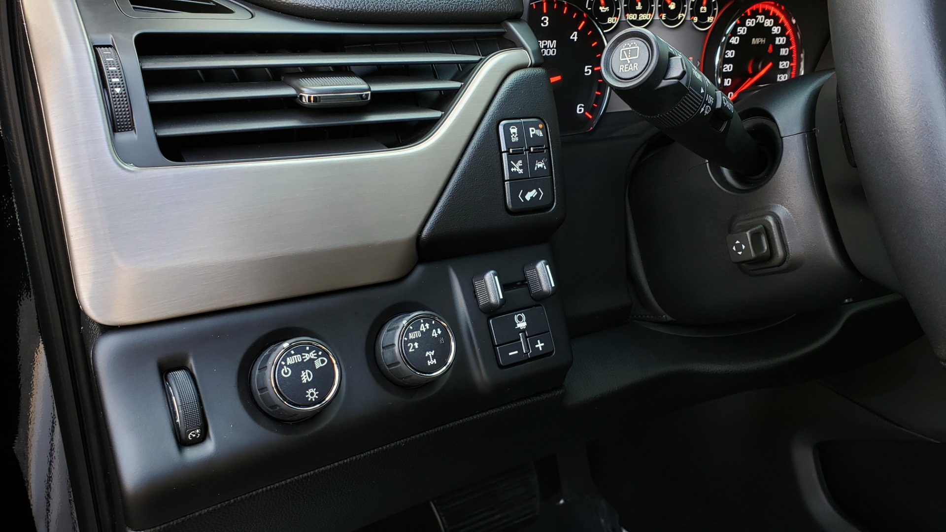 Used 2016 GMC YUKON DENALI 4WD / OPEN ROAD / NAV / ENTERTAINMENT / 3-ROW for sale Sold at Formula Imports in Charlotte NC 28227 38