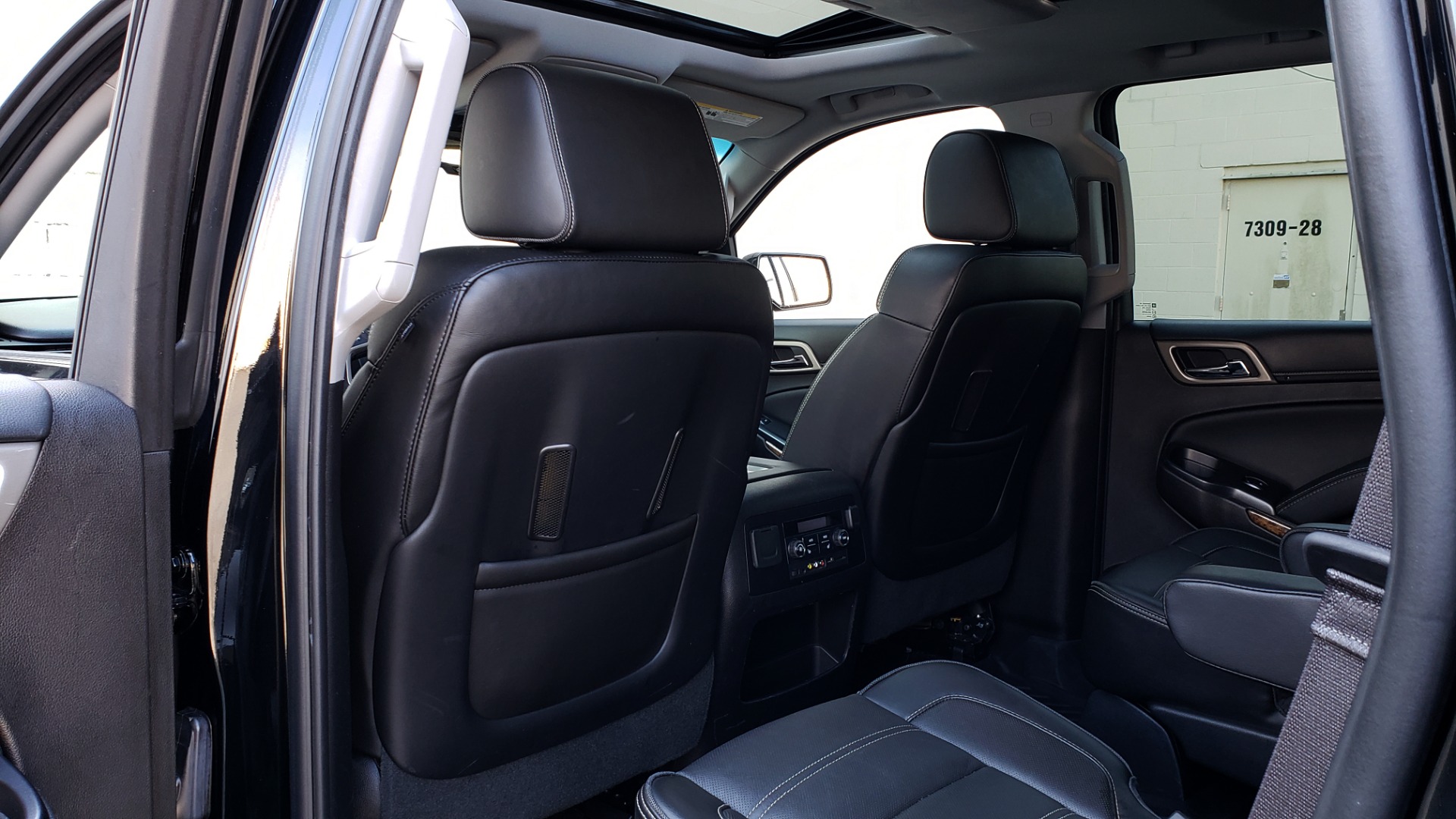 Used 2016 GMC YUKON DENALI 4WD / OPEN ROAD / NAV / ENTERTAINMENT / 3-ROW for sale Sold at Formula Imports in Charlotte NC 28227 65