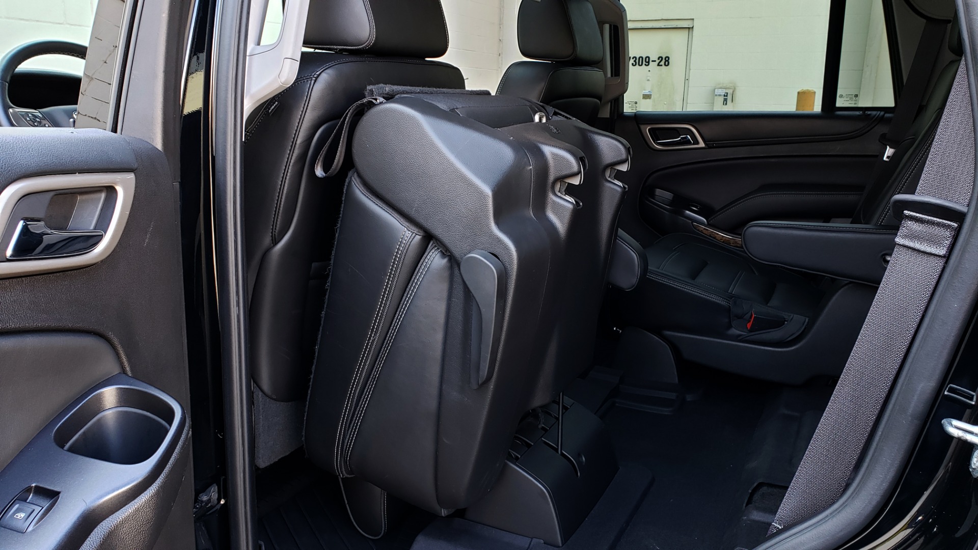 Used 2016 GMC YUKON DENALI 4WD / OPEN ROAD / NAV / ENTERTAINMENT / 3-ROW for sale Sold at Formula Imports in Charlotte NC 28227 68