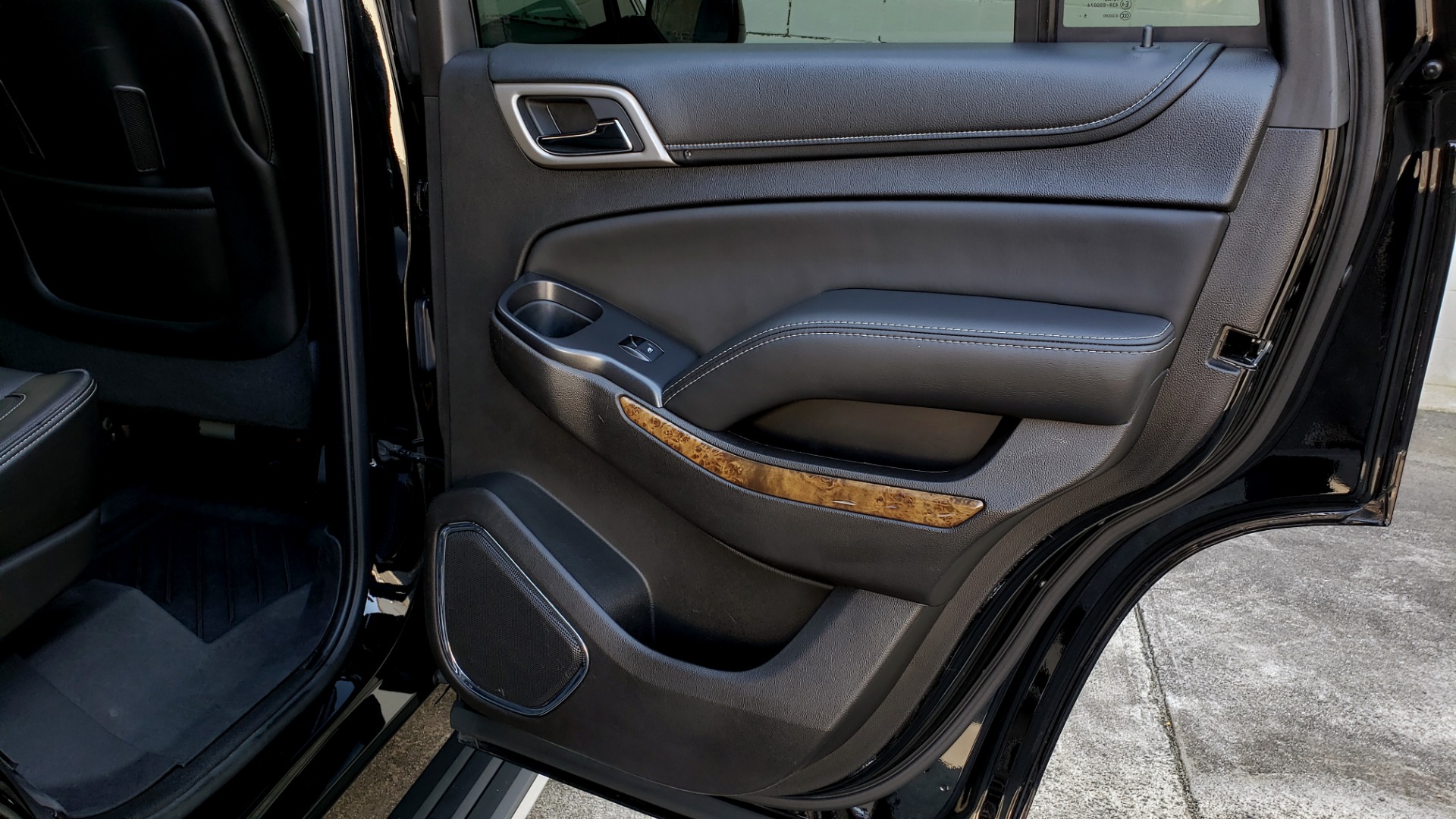 Used 2016 GMC YUKON DENALI 4WD / OPEN ROAD / NAV / ENTERTAINMENT / 3-ROW for sale Sold at Formula Imports in Charlotte NC 28227 84