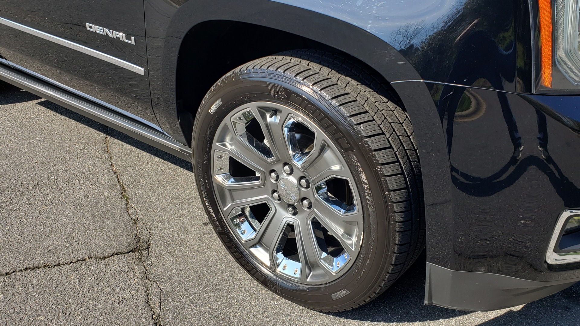 Used 2016 GMC YUKON DENALI 4WD / OPEN ROAD / NAV / ENTERTAINMENT / 3-ROW for sale Sold at Formula Imports in Charlotte NC 28227 95