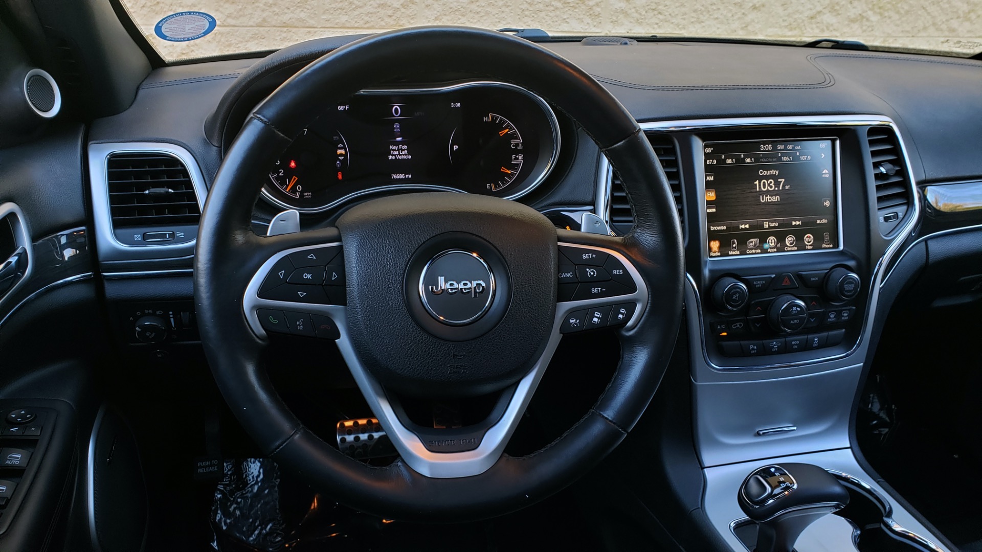 Used 2015 Jeep GRAND CHEROKEE HIGH ALTITUDE / NAV / SUNROOF / REARVIEW / TOW PKG for sale Sold at Formula Imports in Charlotte NC 28227 31