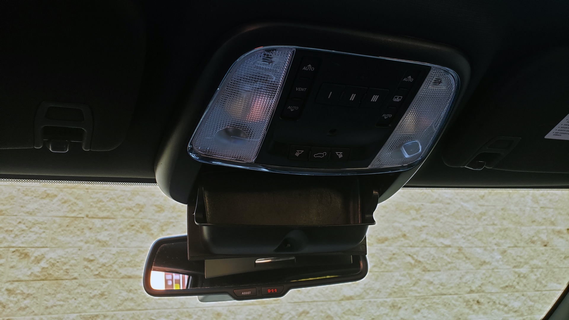 Used 2015 Jeep GRAND CHEROKEE HIGH ALTITUDE / NAV / SUNROOF / REARVIEW / TOW PKG for sale Sold at Formula Imports in Charlotte NC 28227 47