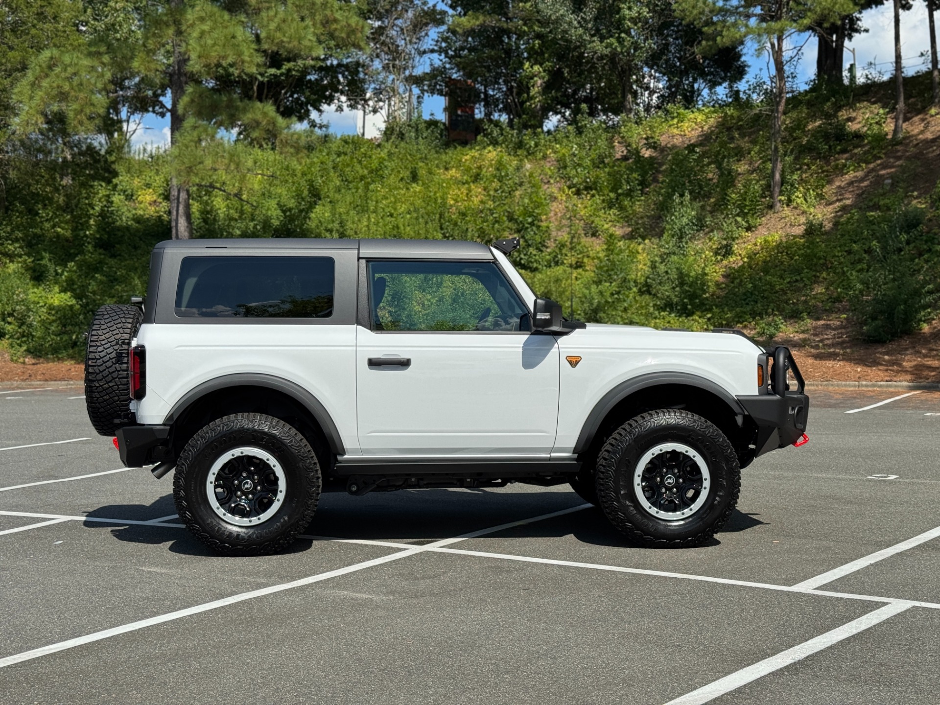 2024 Ford Bronco Badlands photo 14