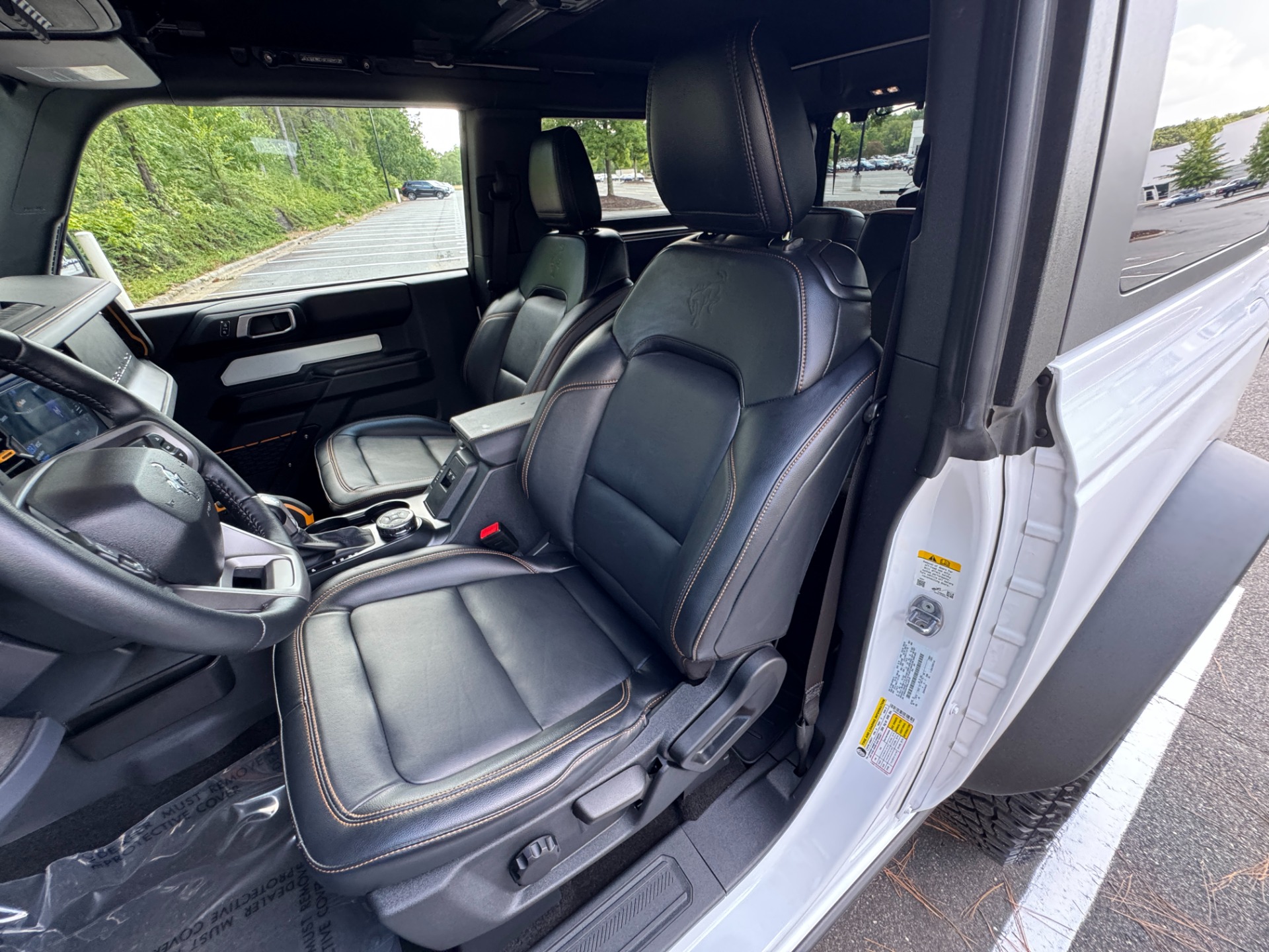 2024 Ford Bronco Badlands photo 26