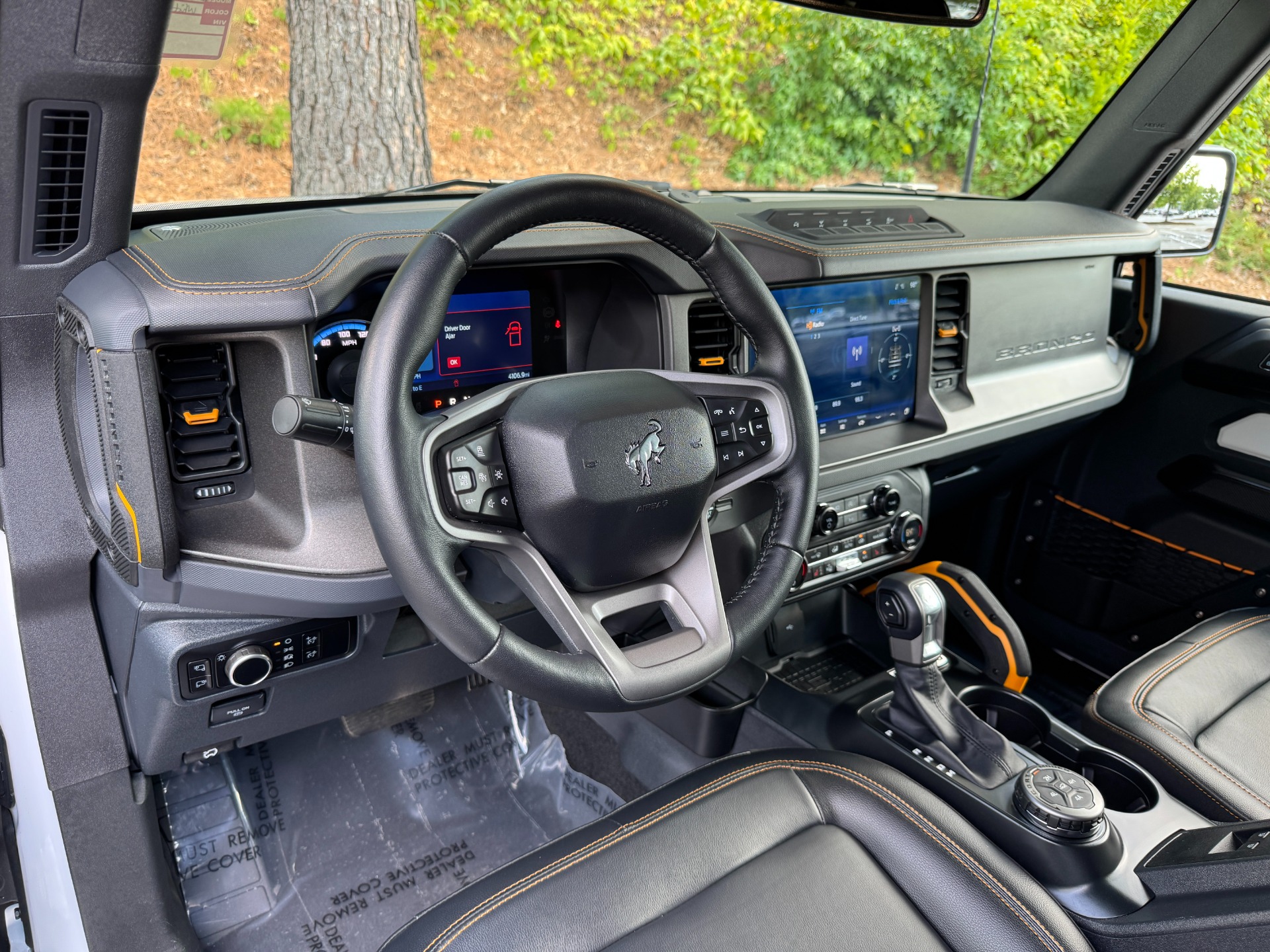 2024 Ford Bronco Badlands photo 29