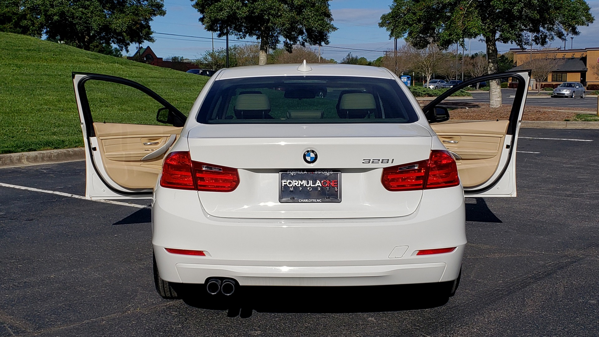 Used 2013 BMW 3 SERIES 328I PREMIUM / SUNROOF / COMFORT ACCESS KEY / SAT RADIO for sale Sold at Formula Imports in Charlotte NC 28227 15