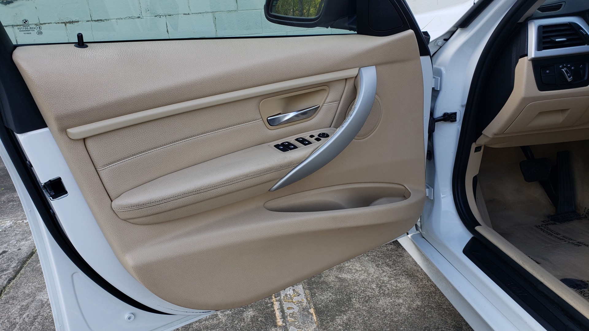 Used 2013 BMW 3 SERIES 328I PREMIUM / SUNROOF / COMFORT ACCESS KEY / SAT RADIO for sale Sold at Formula Imports in Charlotte NC 28227 25