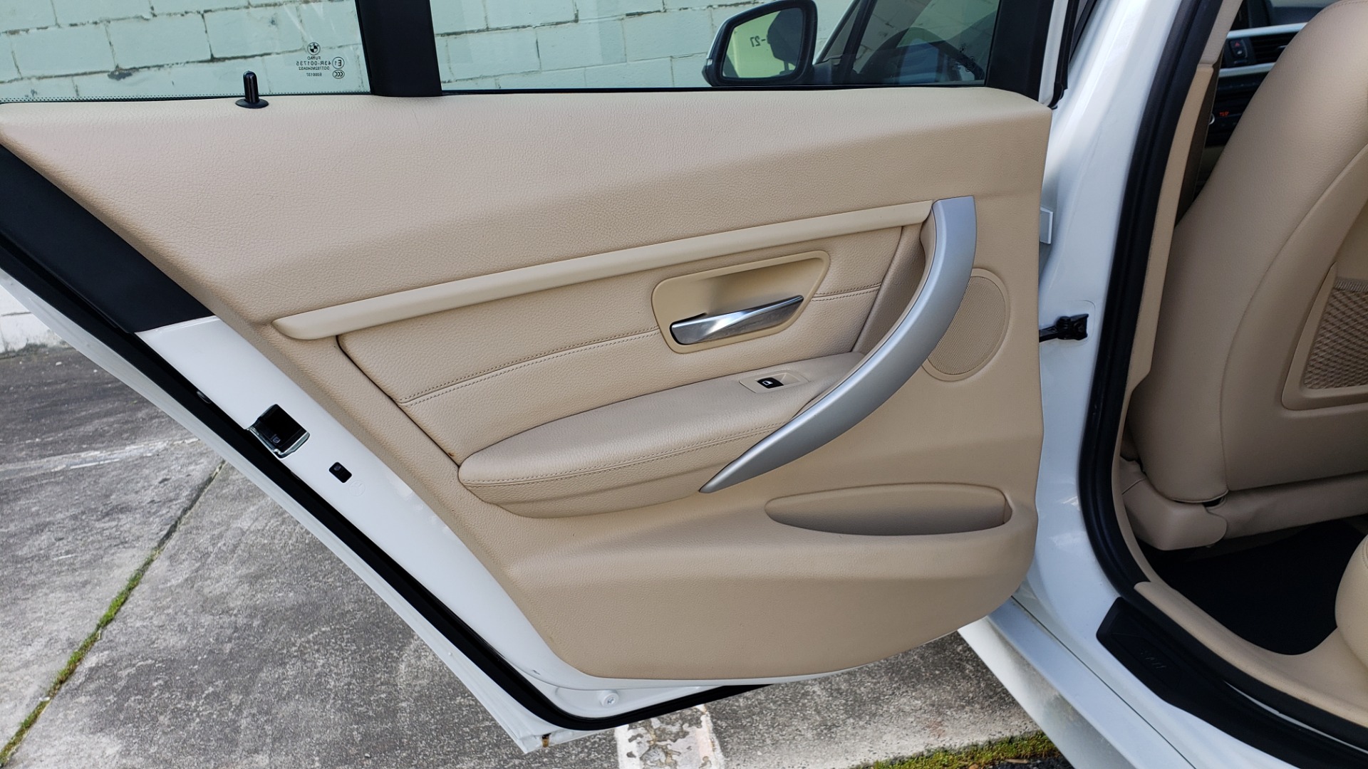Used 2013 BMW 3 SERIES 328I PREMIUM / SUNROOF / COMFORT ACCESS KEY / SAT RADIO for sale Sold at Formula Imports in Charlotte NC 28227 50