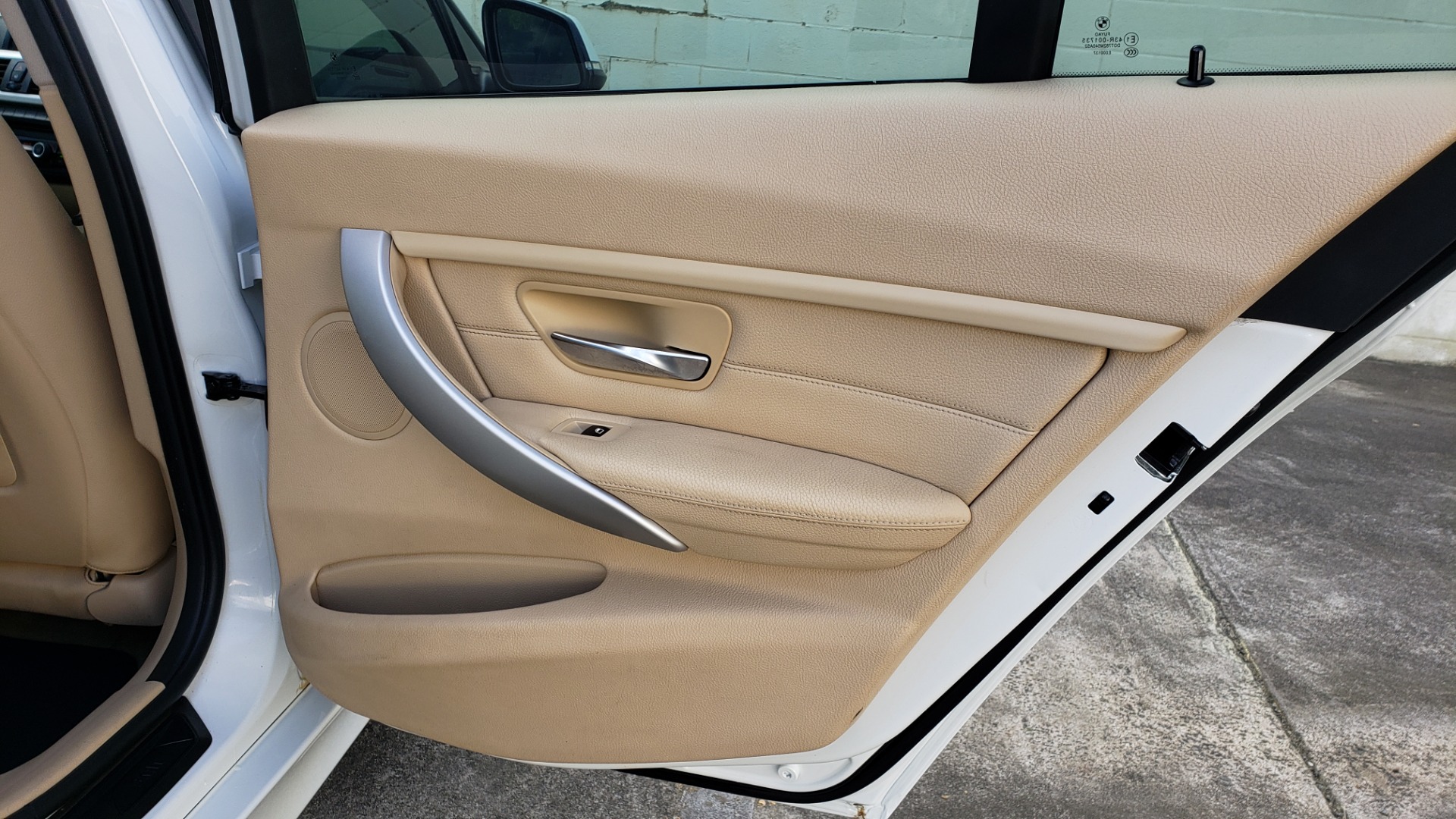 Used 2013 BMW 3 SERIES 328I PREMIUM / SUNROOF / COMFORT ACCESS KEY / SAT RADIO for sale Sold at Formula Imports in Charlotte NC 28227 61