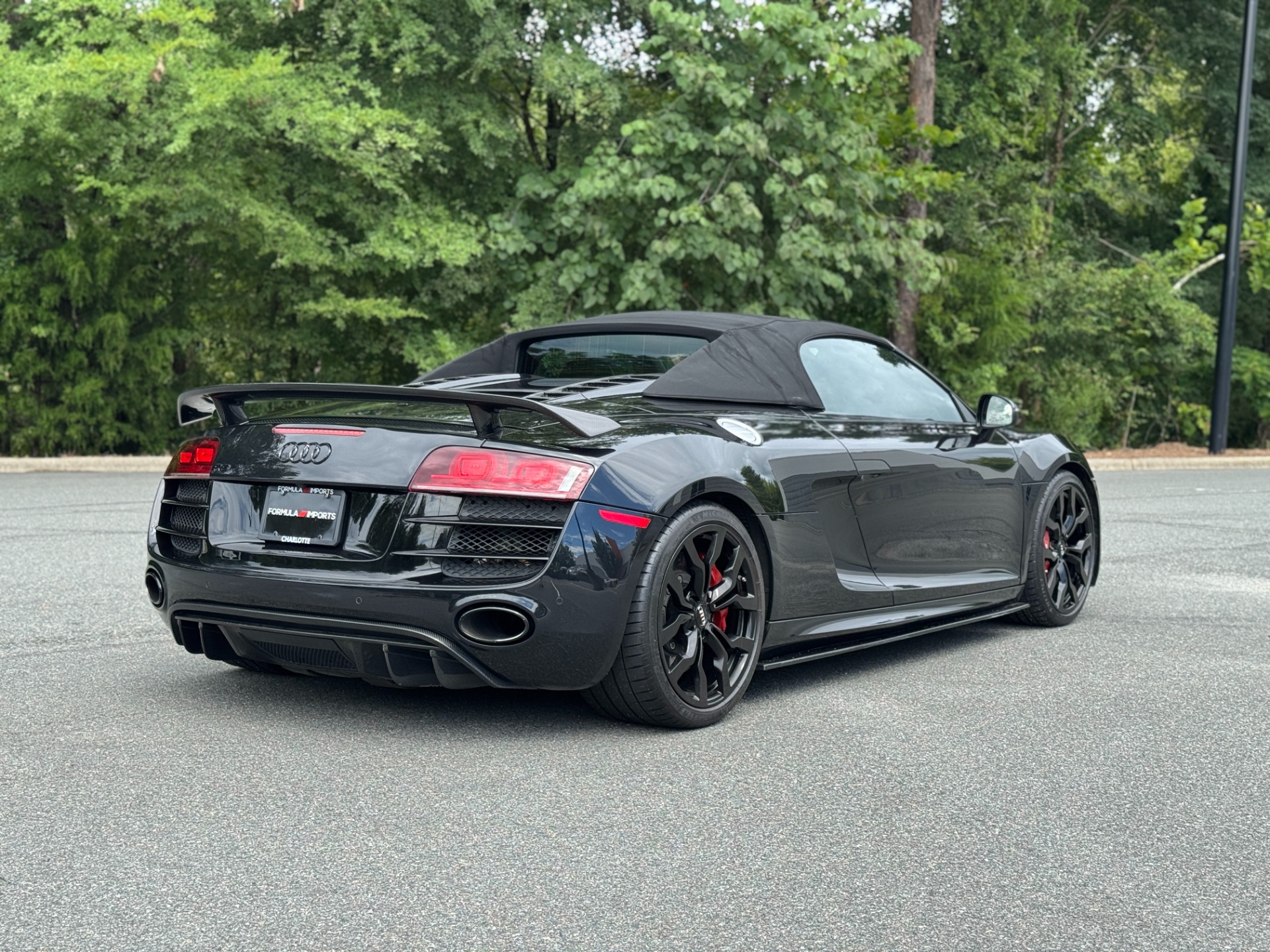 2011 Audi R8 Quattro Spyder photo 12