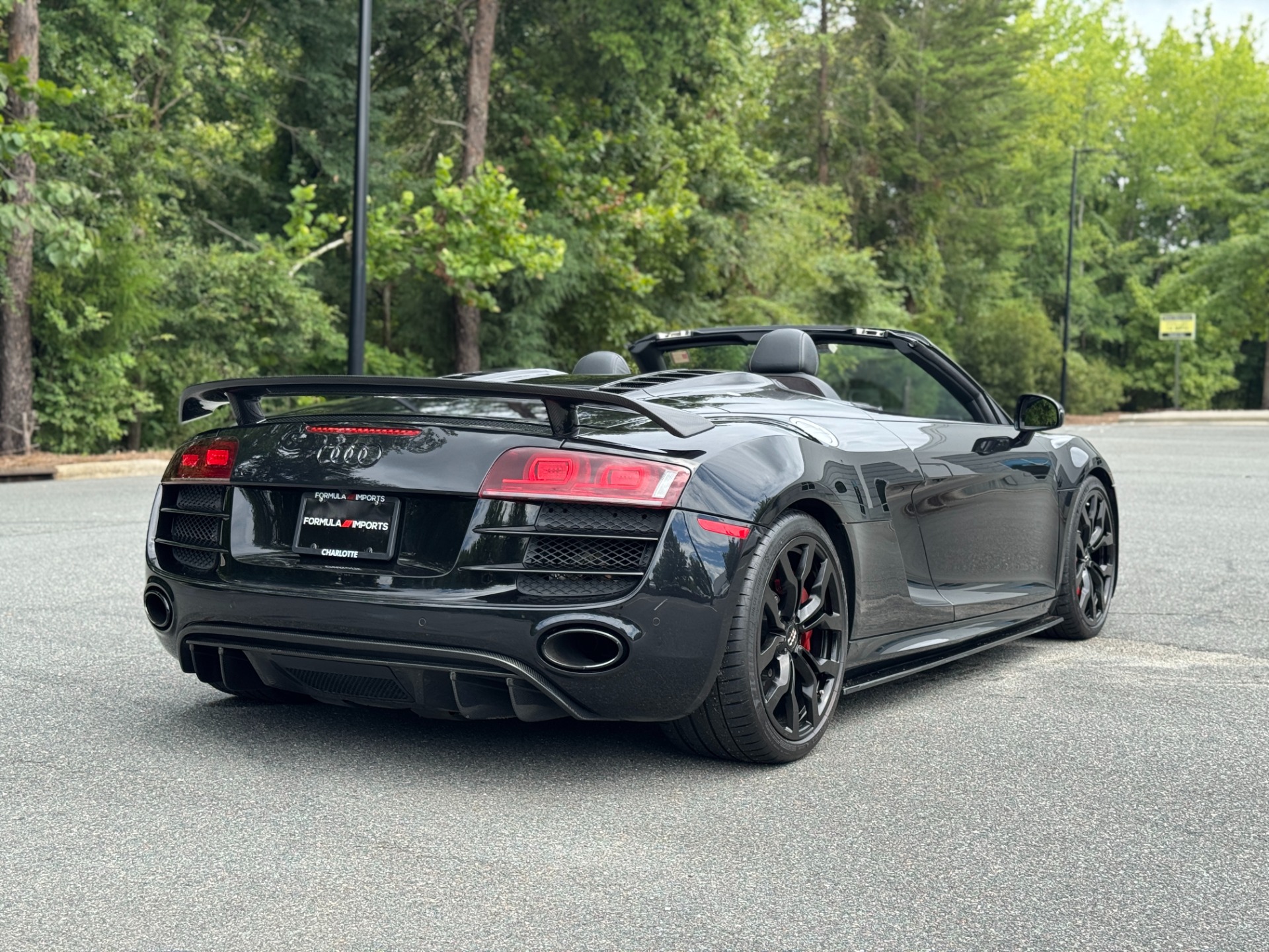 2011 Audi R8 Quattro Spyder photo 24