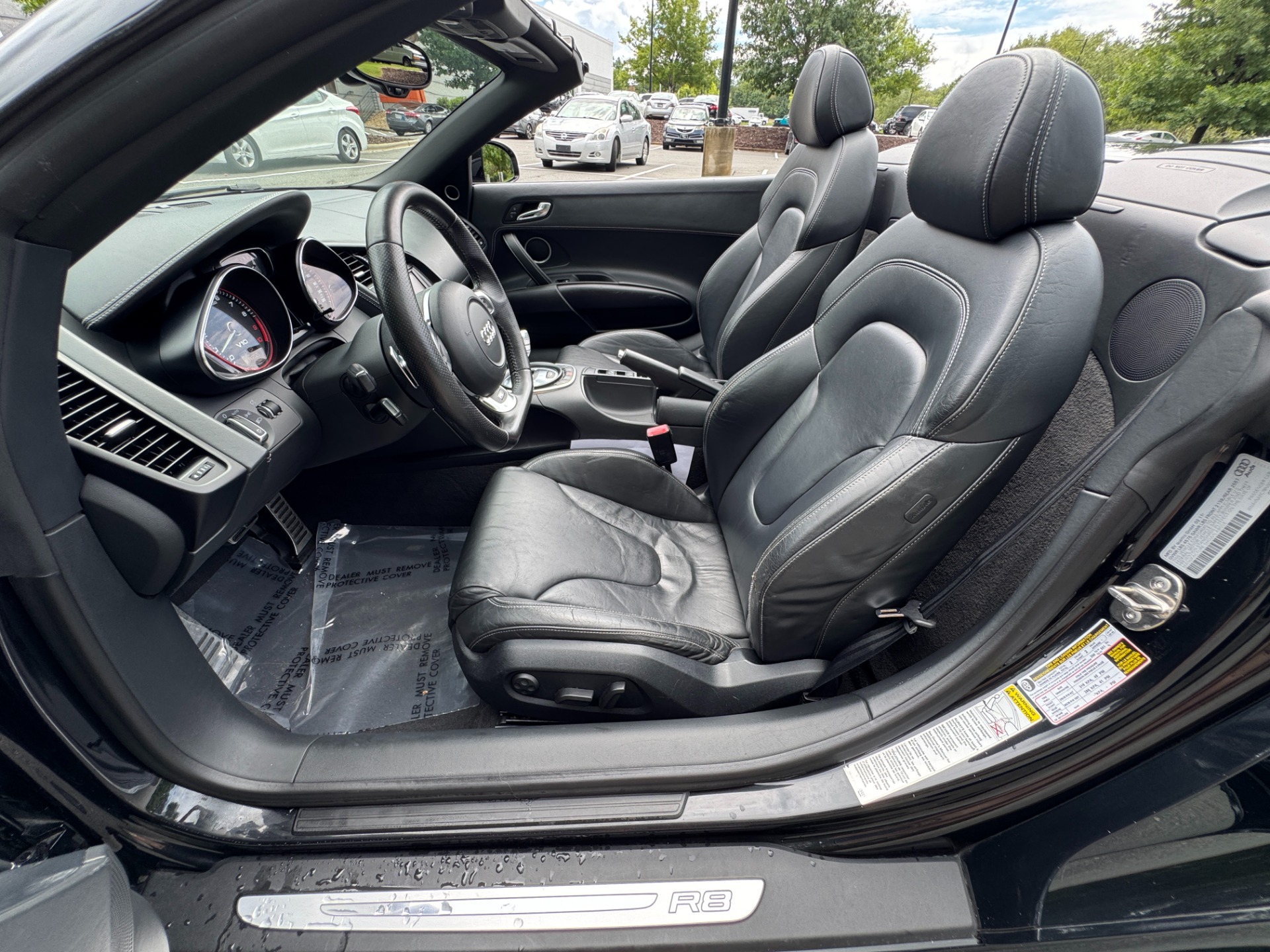2011 Audi R8 Quattro Spyder photo 28