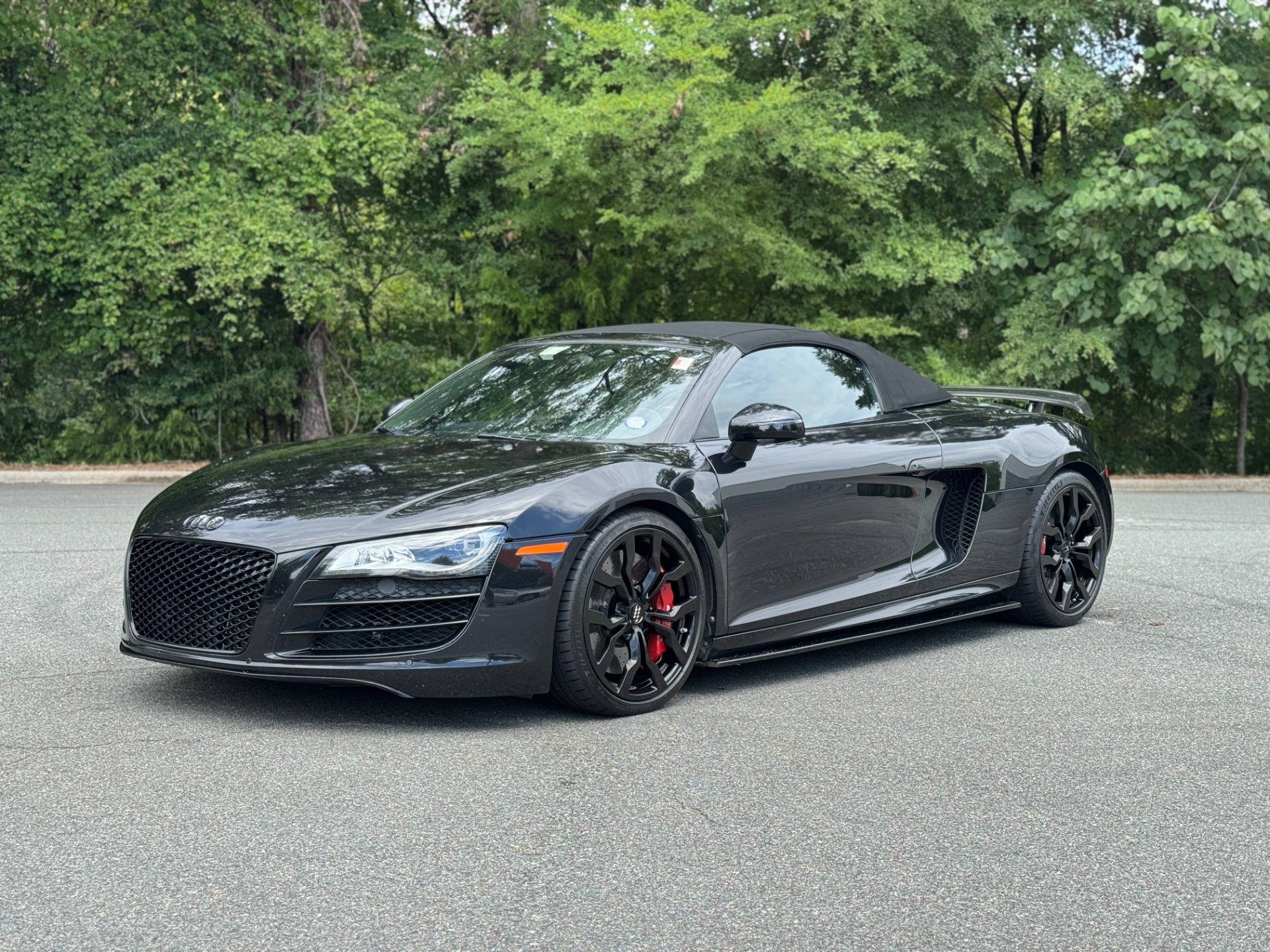 2011 Audi R8 Quattro Spyder photo 4