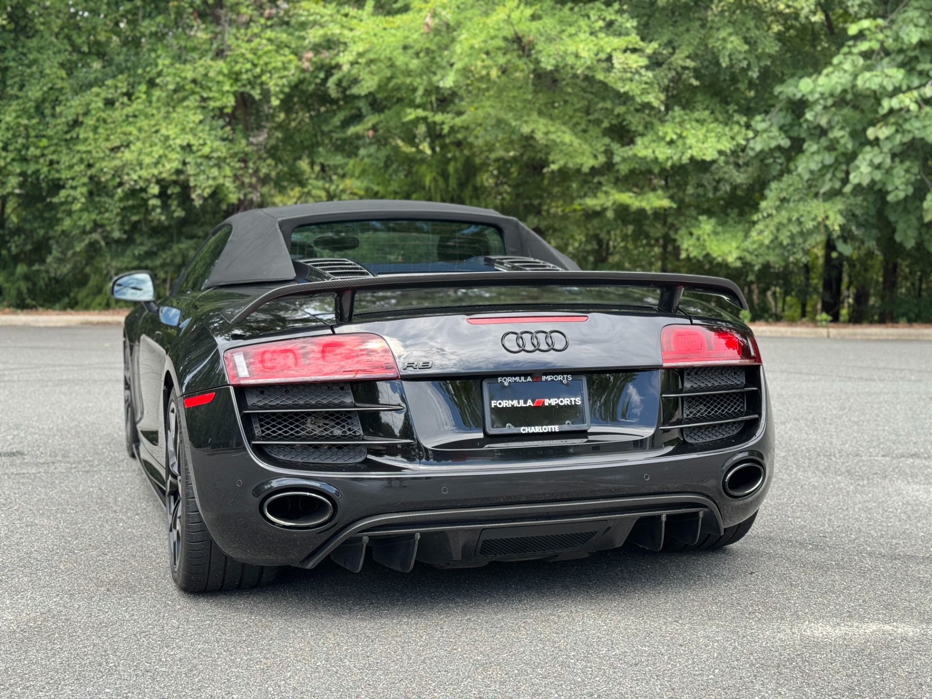 2011 Audi R8 Quattro Spyder photo 9