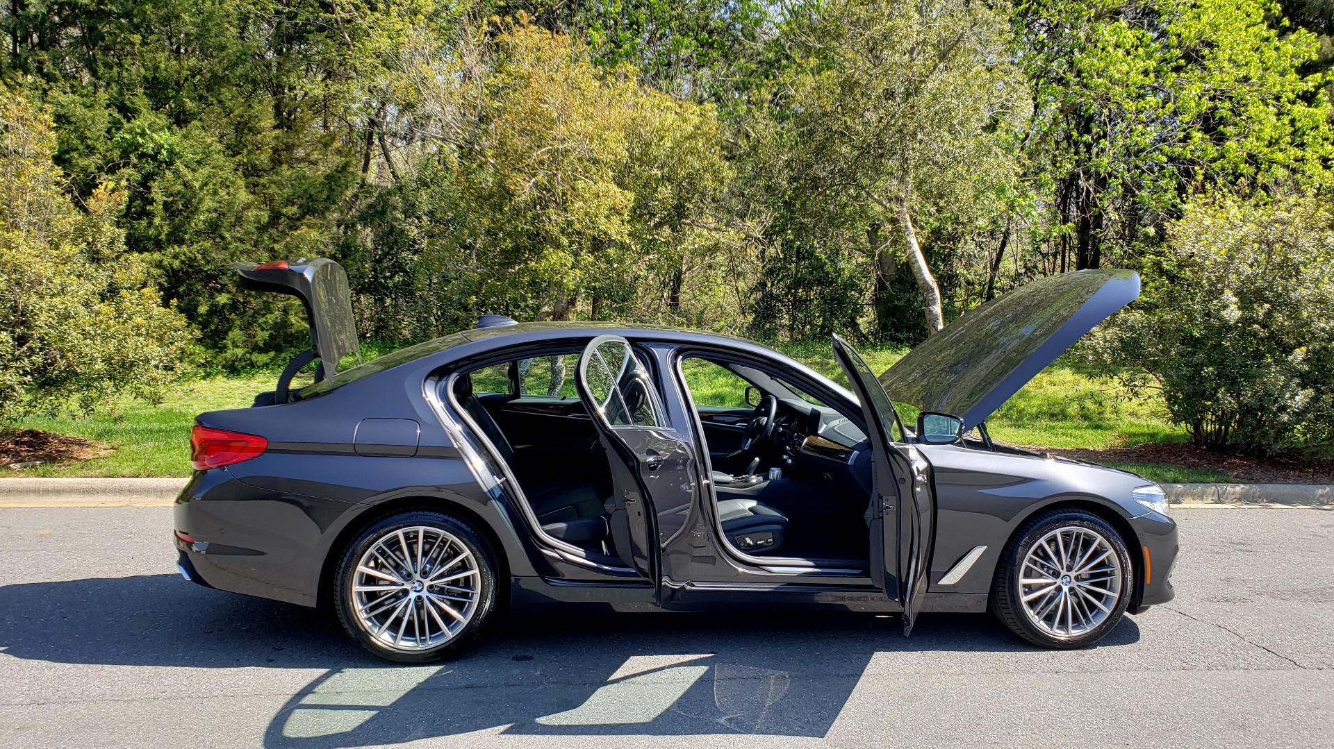Used 2017 BMW 5 SERIES 540I PREMIUM / DRVR ASST PLUS / NAV / SNF / HARMAN/KARDON for sale Sold at Formula Imports in Charlotte NC 28227 10