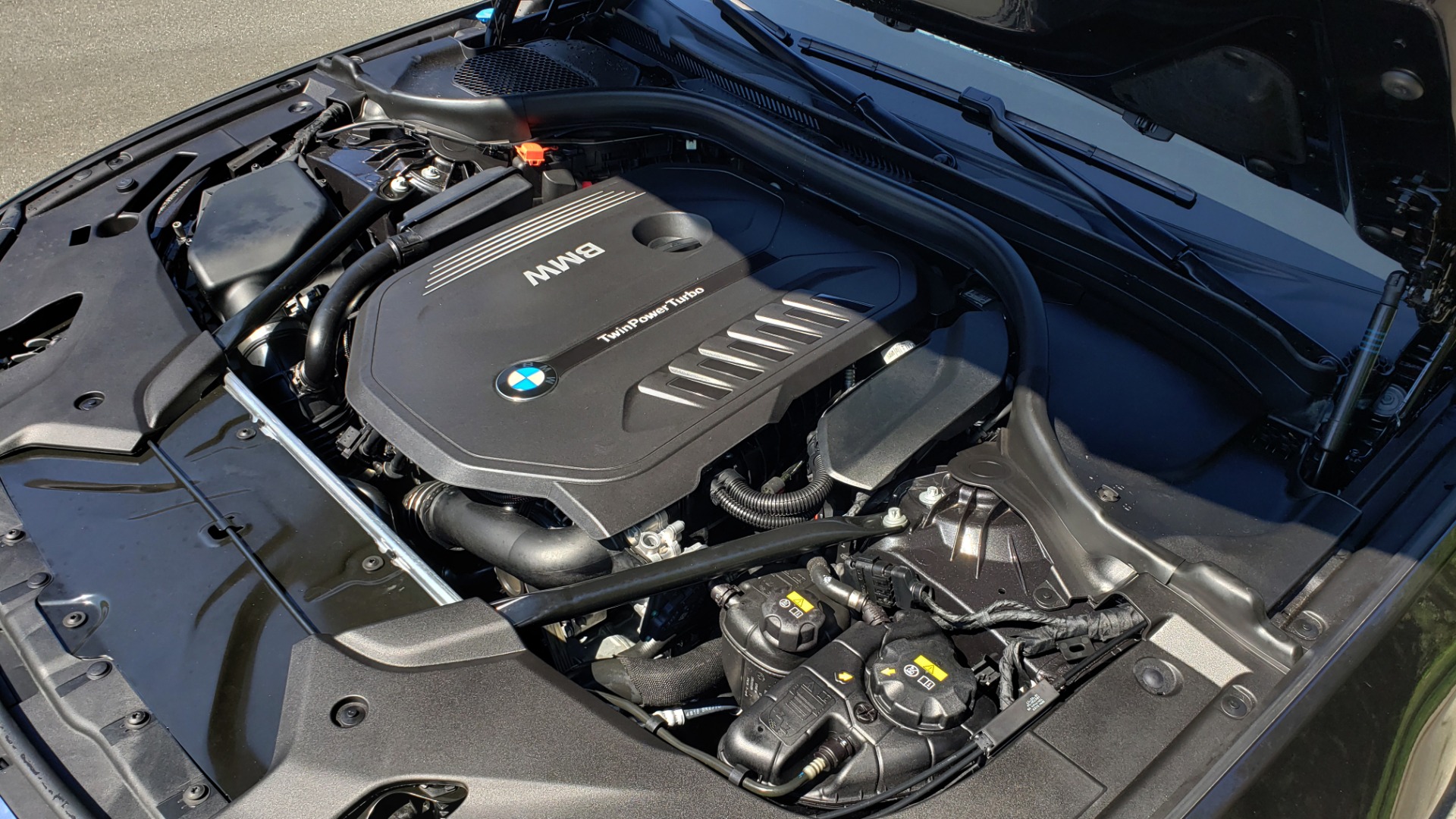 Used 2017 BMW 5 SERIES 540I PREMIUM / DRVR ASST PLUS / NAV / SNF / HARMAN/KARDON for sale Sold at Formula Imports in Charlotte NC 28227 12