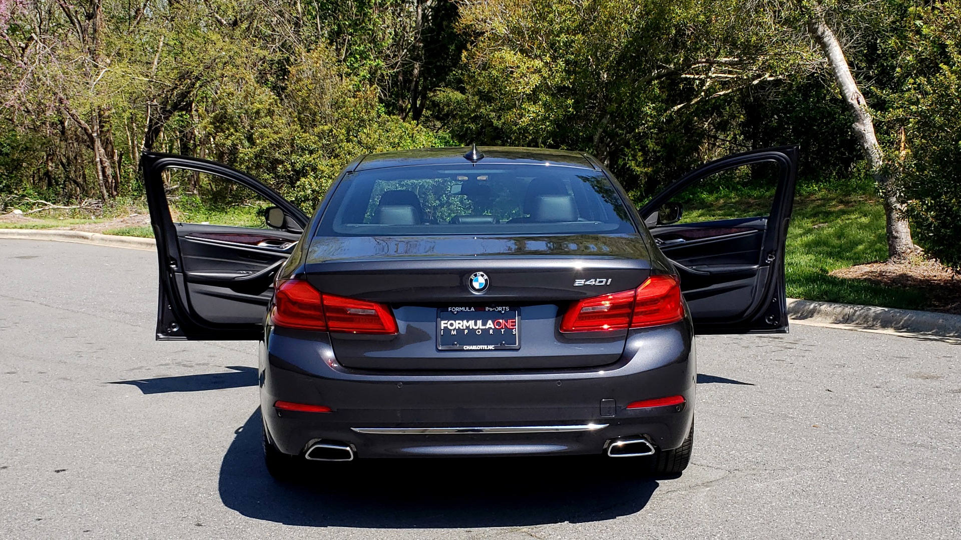 Used 2017 BMW 5 SERIES 540I PREMIUM / DRVR ASST PLUS / NAV / SNF / HARMAN/KARDON for sale Sold at Formula Imports in Charlotte NC 28227 26