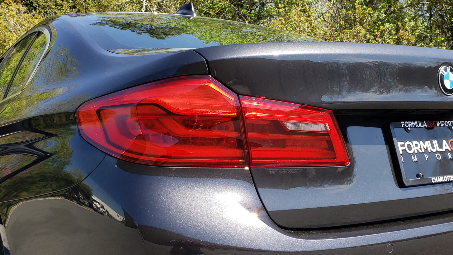 Used 2017 BMW 5 SERIES 540I PREMIUM / DRVR ASST PLUS / NAV / SNF / HARMAN/KARDON for sale Sold at Formula Imports in Charlotte NC 28227 27