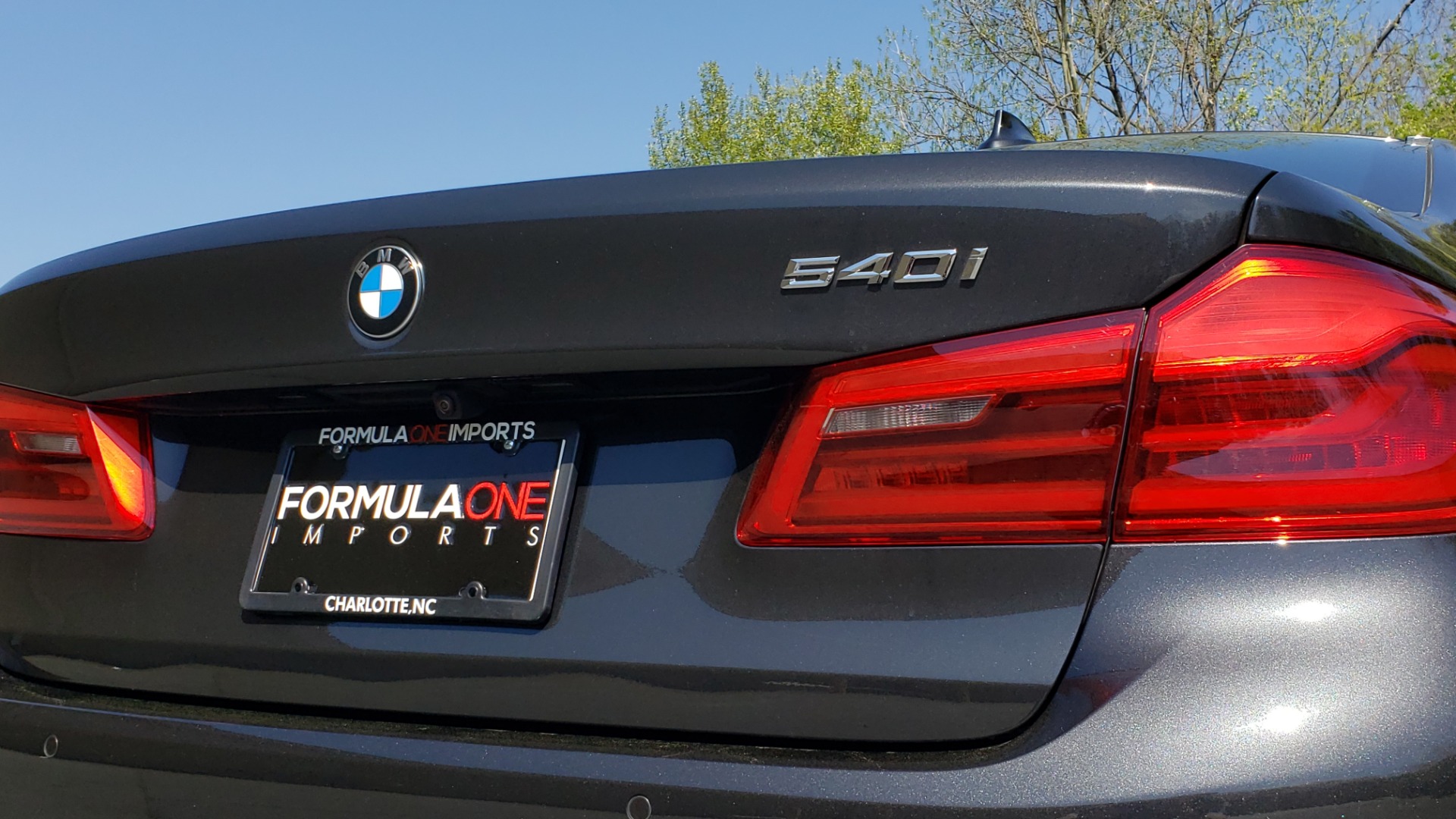 Used 2017 BMW 5 SERIES 540I PREMIUM / DRVR ASST PLUS / NAV / SNF / HARMAN/KARDON for sale Sold at Formula Imports in Charlotte NC 28227 29
