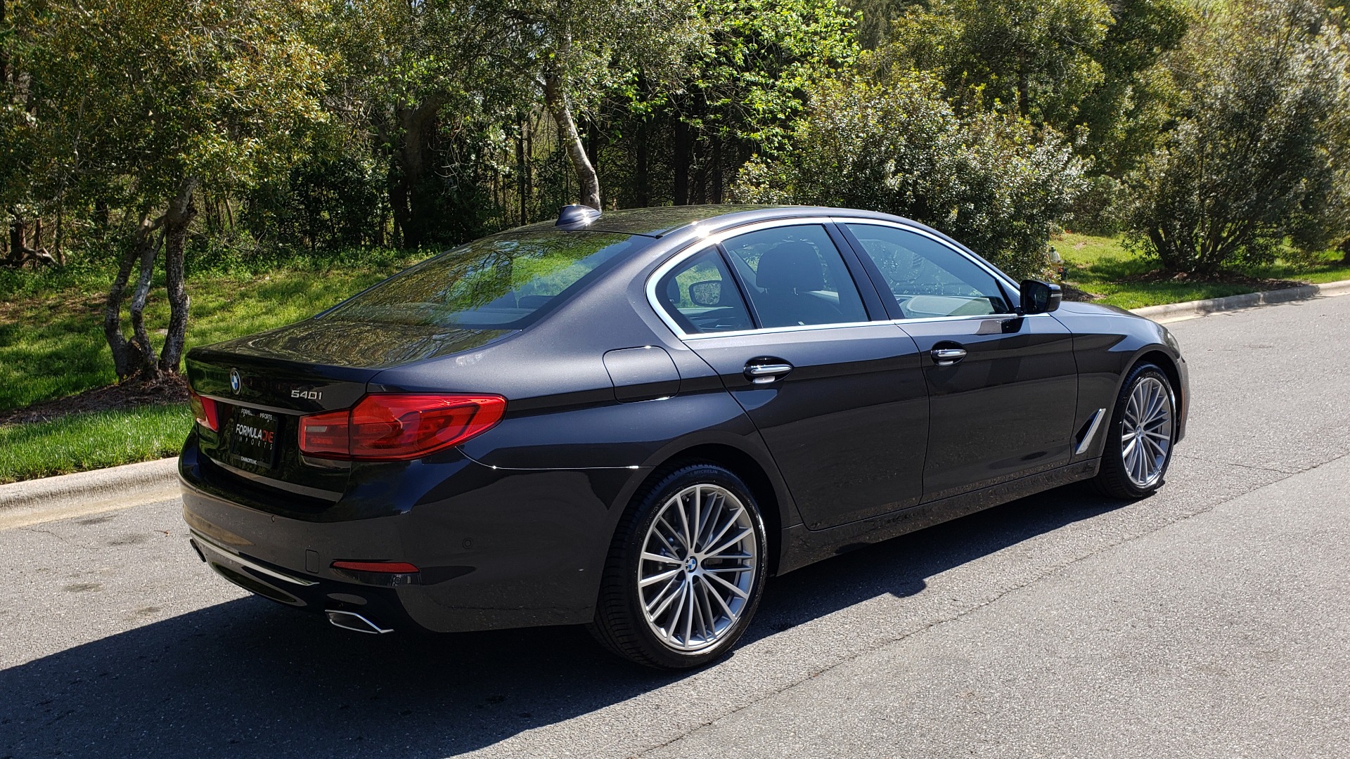 Used 2017 BMW 5 SERIES 540I PREMIUM / DRVR ASST PLUS / NAV / SNF / HARMAN/KARDON for sale Sold at Formula Imports in Charlotte NC 28227 6