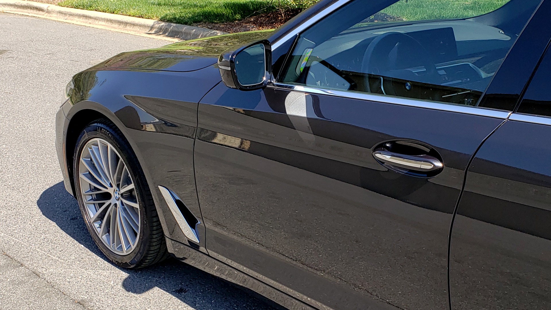 Used 2017 BMW 5 SERIES 540I PREMIUM / DRVR ASST PLUS / NAV / SNF / HARMAN/KARDON for sale Sold at Formula Imports in Charlotte NC 28227 8