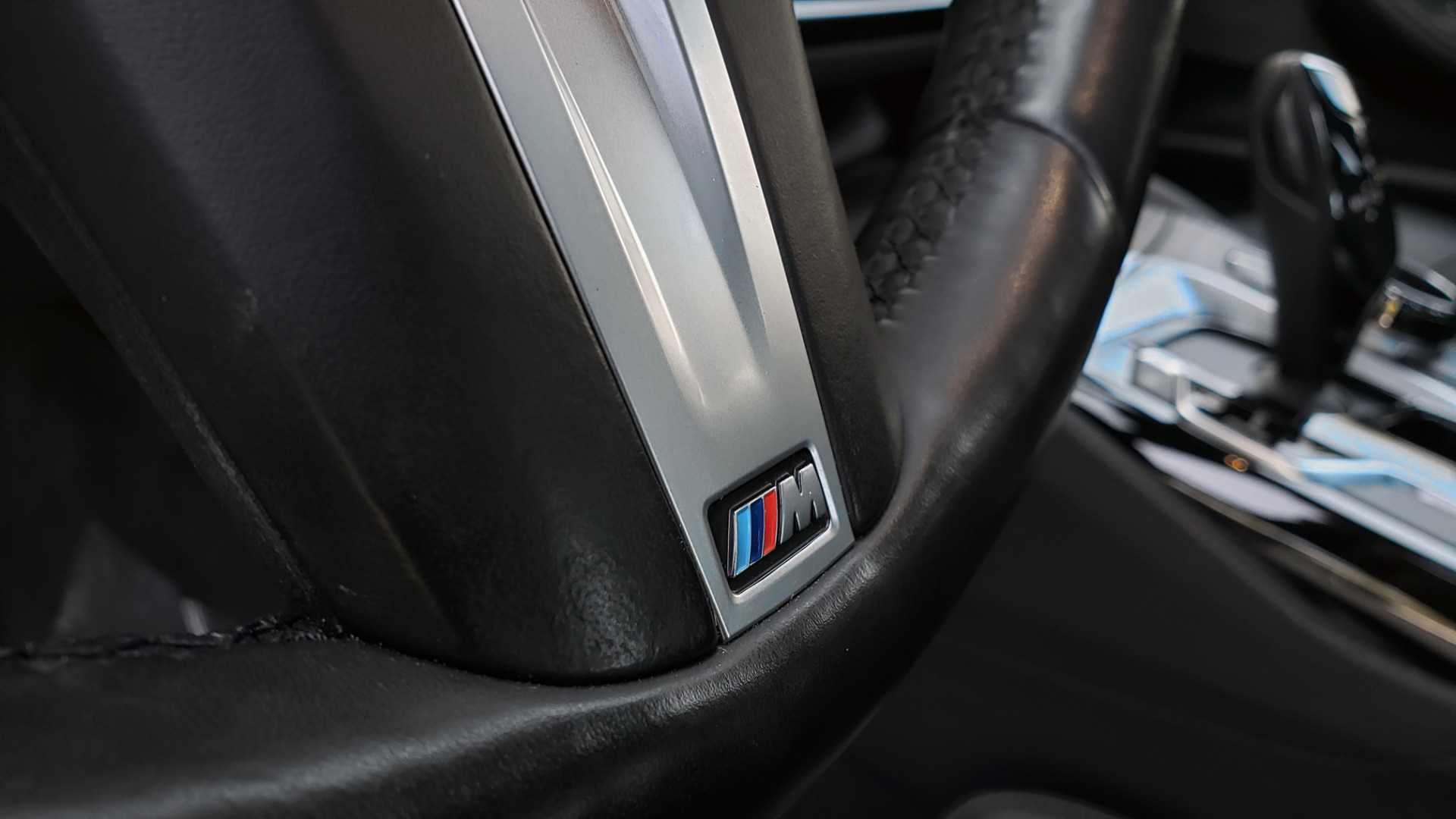 Used 2018 BMW 5 SERIES M550I XDRIVE / EXEC PKG / LUX / DRVR ASST / CLD WTHR / ACTIVE DR for sale Sold at Formula Imports in Charlotte NC 28227 41