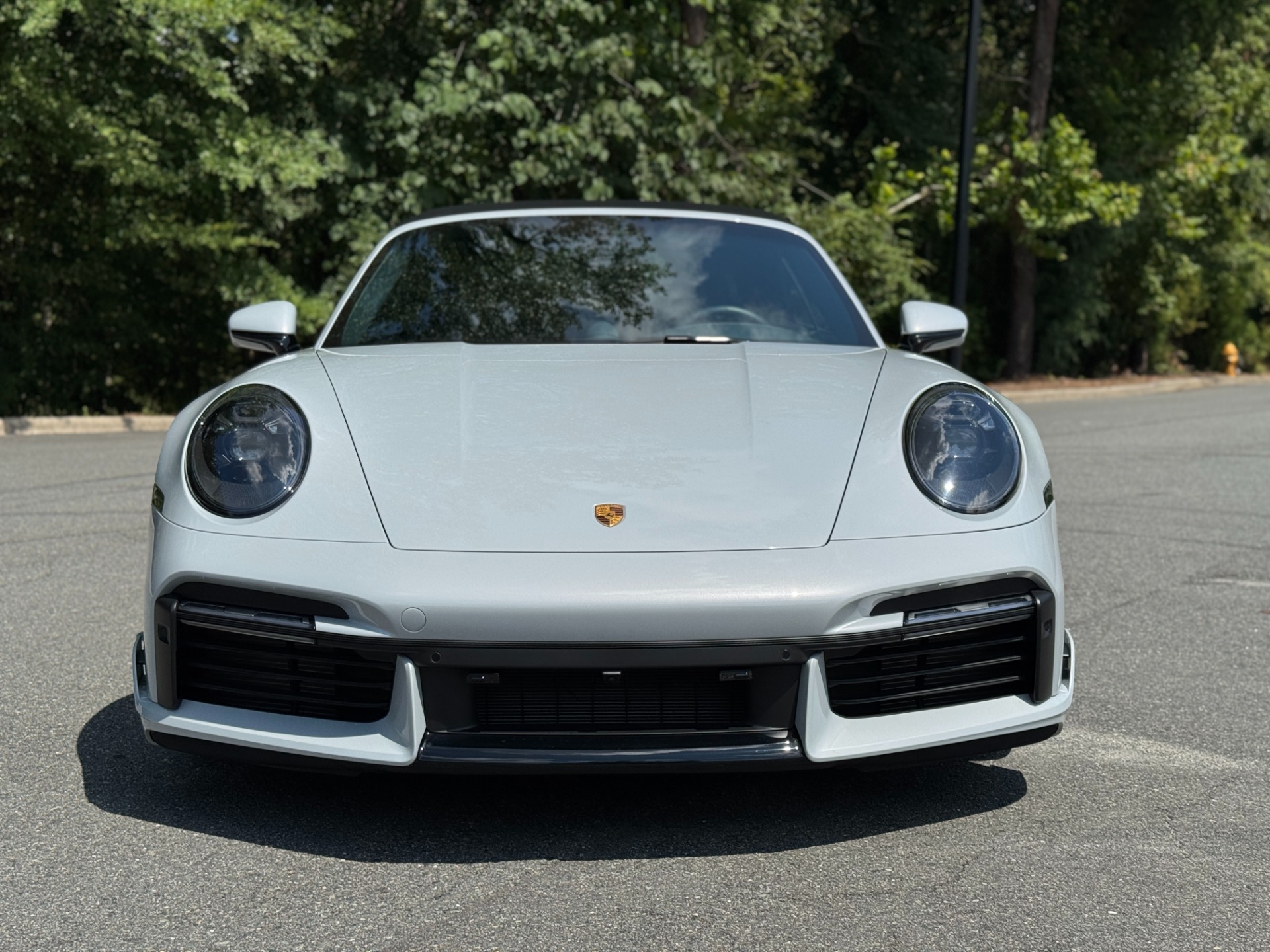 2024 Porsche 911 Turbo Cabriolet Sport Classic photo 2