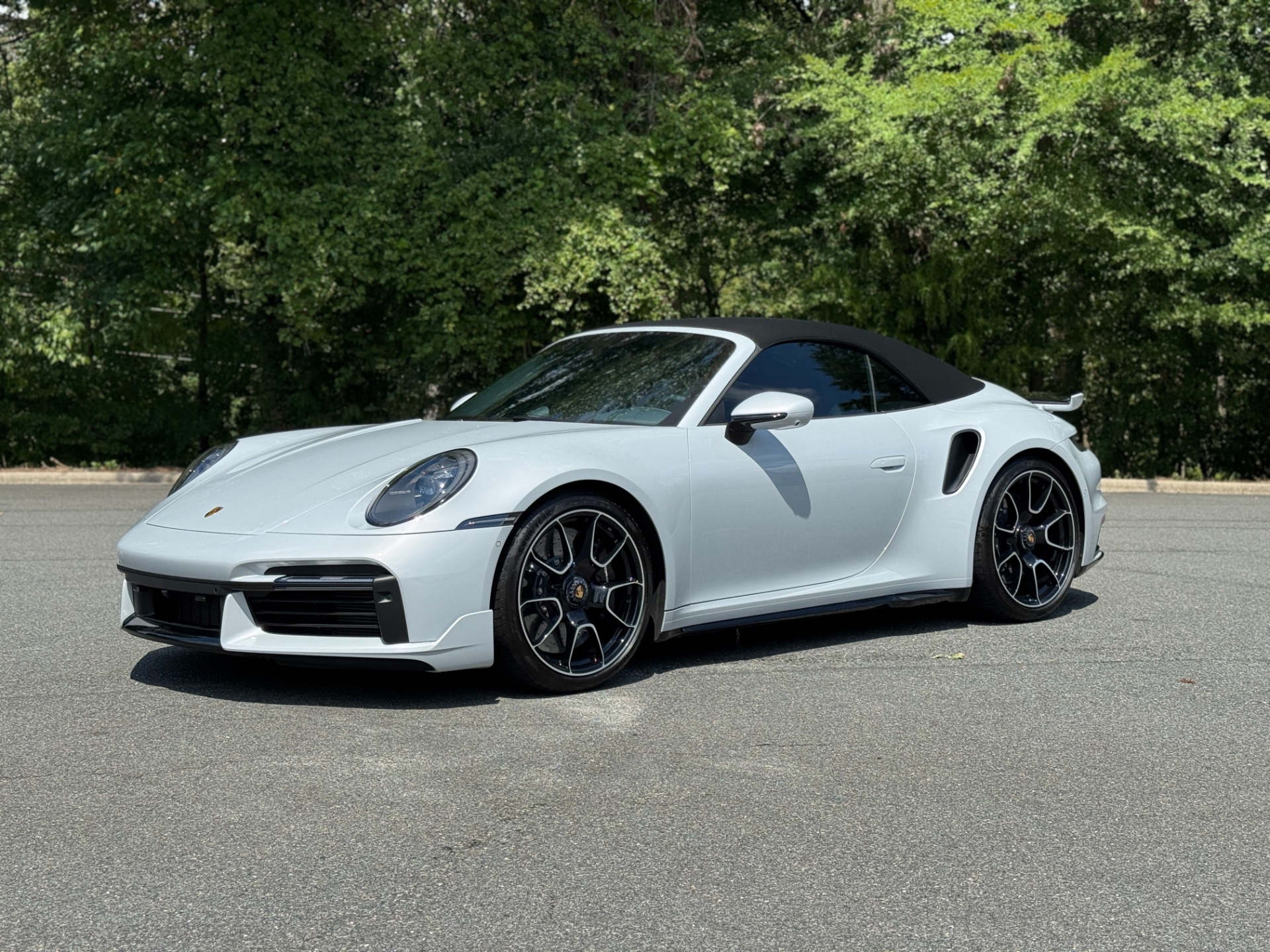 2024 Porsche 911 Turbo Cabriolet Sport Classic photo 4