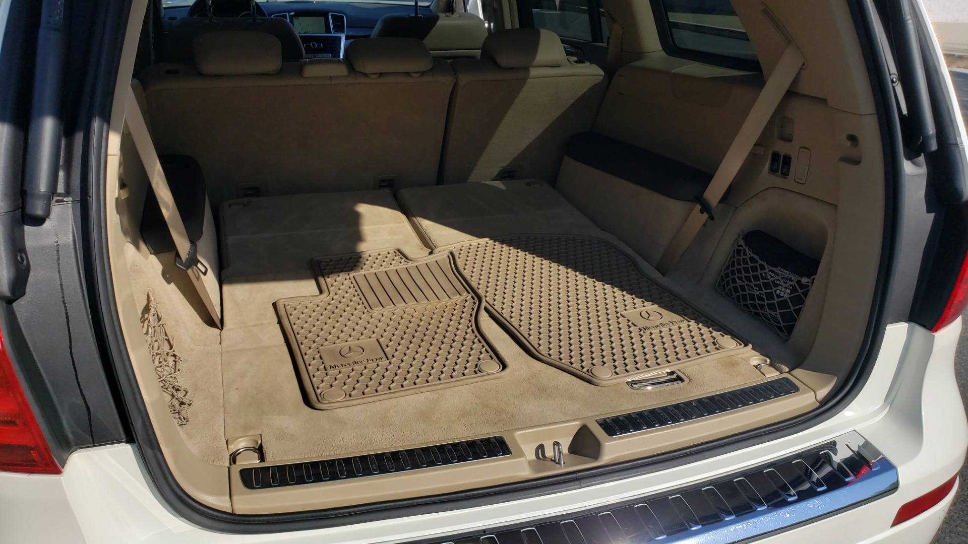 Used 2014 Mercedes-Benz GL-Class GL 450 PREMIUM / NAV / SUNROOF / 3-ROW / REARVIEW for sale Sold at Formula Imports in Charlotte NC 28227 13