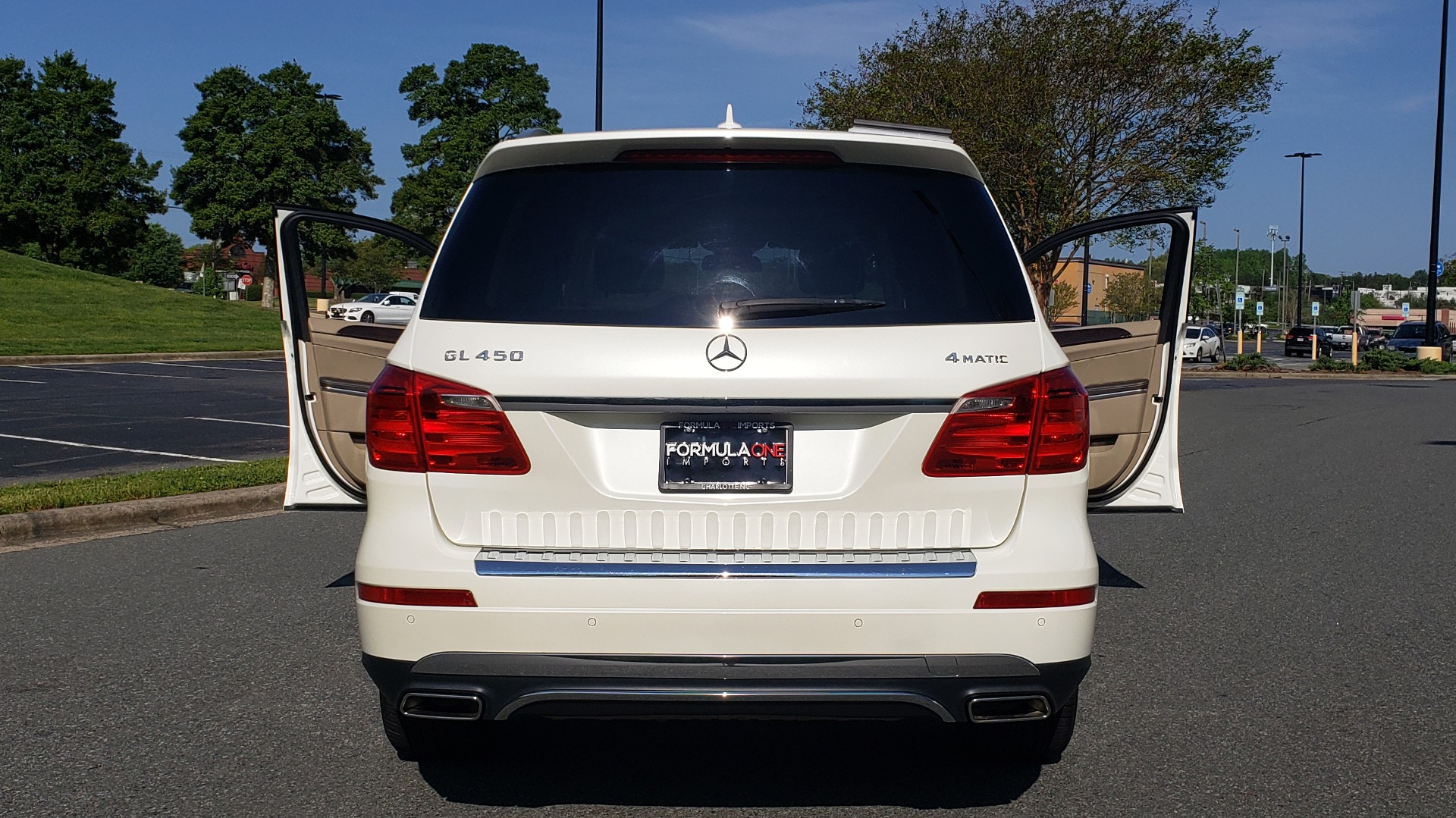 Used 2014 Mercedes-Benz GL-Class GL 450 PREMIUM / NAV / SUNROOF / 3-ROW / REARVIEW for sale Sold at Formula Imports in Charlotte NC 28227 23