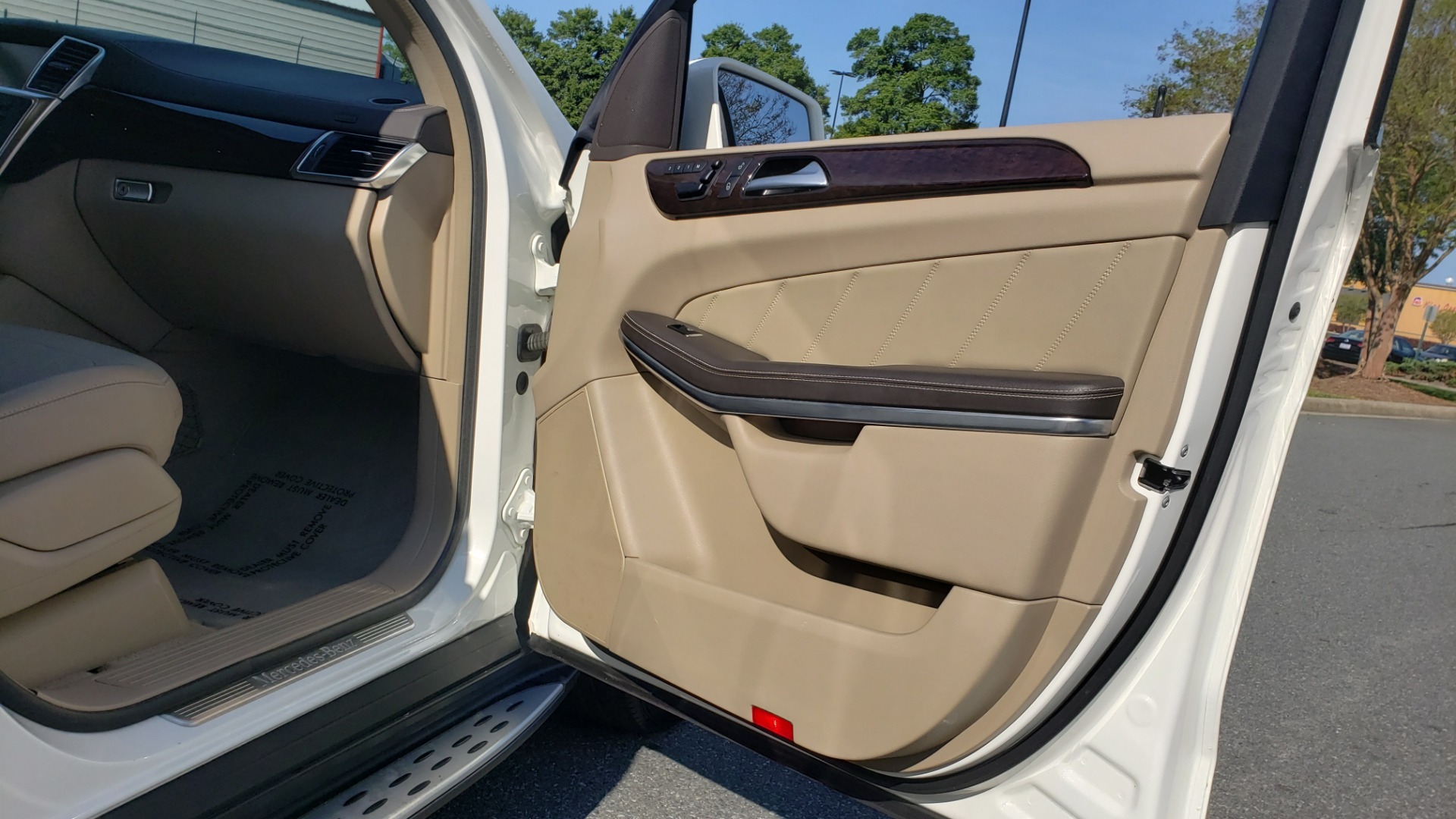 Used 2014 Mercedes-Benz GL-Class GL 450 PREMIUM / NAV / SUNROOF / 3-ROW / REARVIEW for sale Sold at Formula Imports in Charlotte NC 28227 26