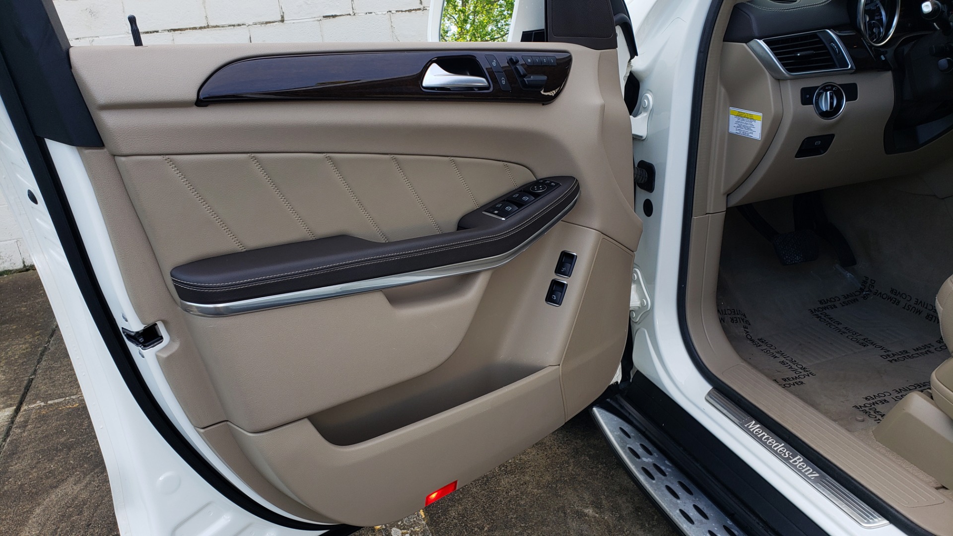Used 2014 Mercedes-Benz GL-Class GL 450 PREMIUM / NAV / SUNROOF / 3-ROW / REARVIEW for sale Sold at Formula Imports in Charlotte NC 28227 35