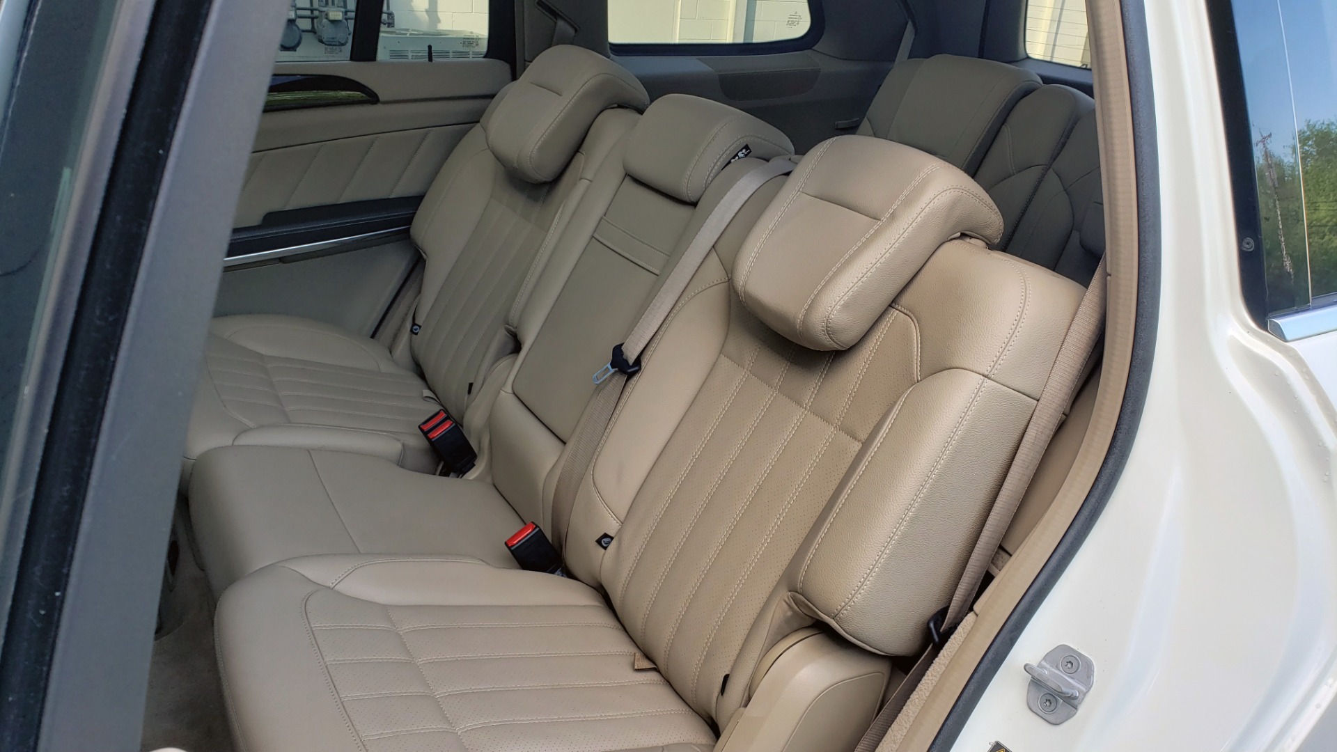 Used 2014 Mercedes-Benz GL-Class GL 450 PREMIUM / NAV / SUNROOF / 3-ROW / REARVIEW for sale Sold at Formula Imports in Charlotte NC 28227 64