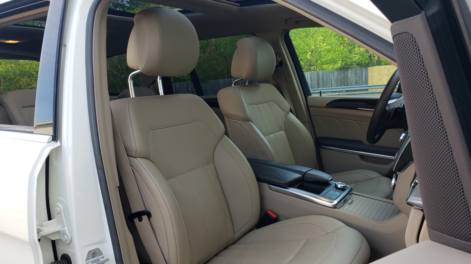 Used 2014 Mercedes-Benz GL-Class GL 450 PREMIUM / NAV / SUNROOF / 3-ROW / REARVIEW for sale Sold at Formula Imports in Charlotte NC 28227 74