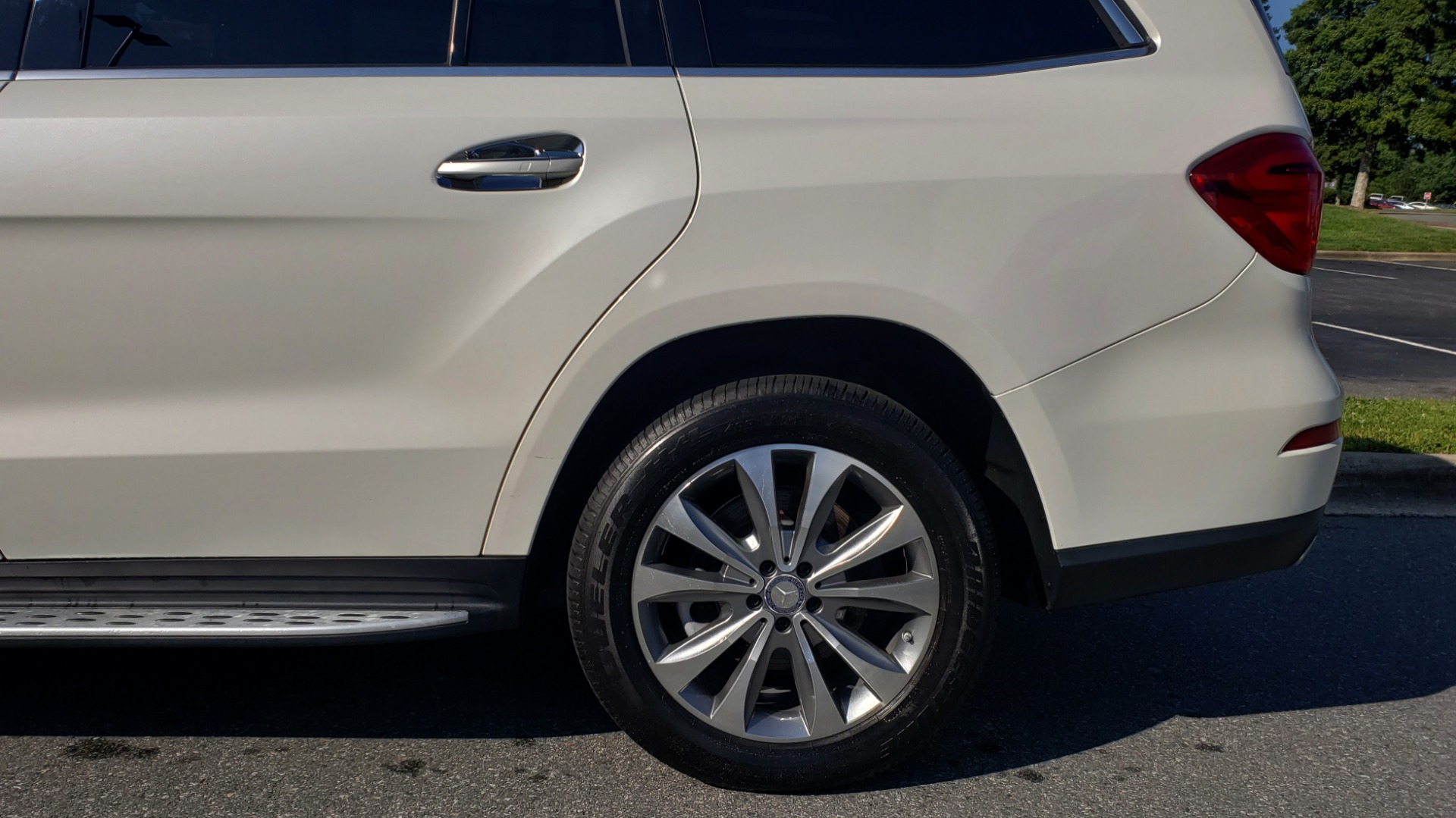 Used 2014 Mercedes-Benz GL-Class GL 450 PREMIUM / NAV / SUNROOF / 3-ROW / REARVIEW for sale Sold at Formula Imports in Charlotte NC 28227 89