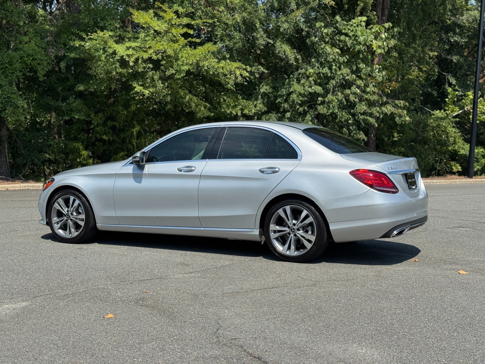 2020 Mercedes Benz C 300 photo 4