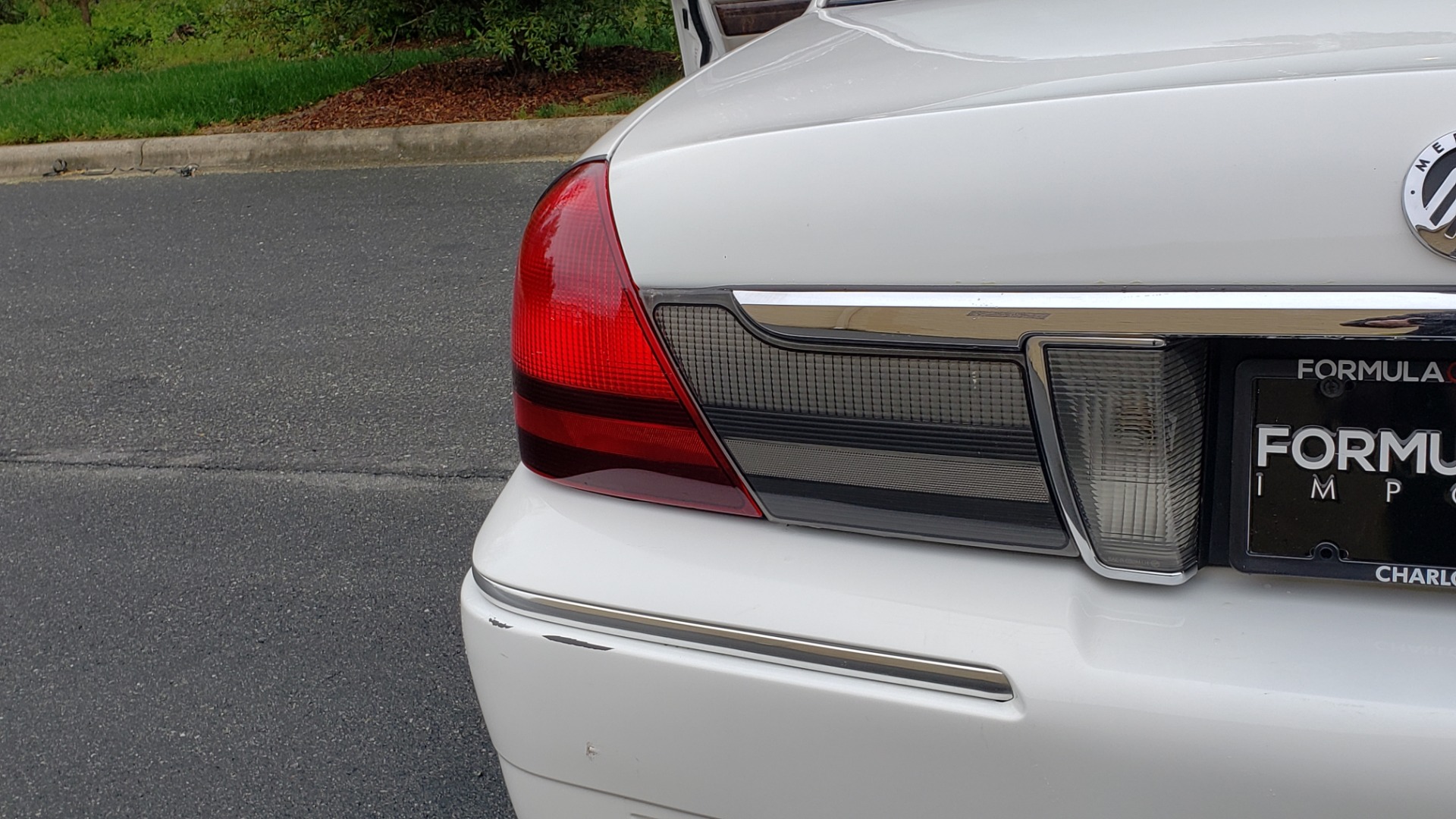 Used 2011 Mercury GRAND MARQUIS LS / 4.6L V8 / 4-SPD AUTO / KEYLESS ENTRY / LOW MILES for sale Sold at Formula Imports in Charlotte NC 28227 25